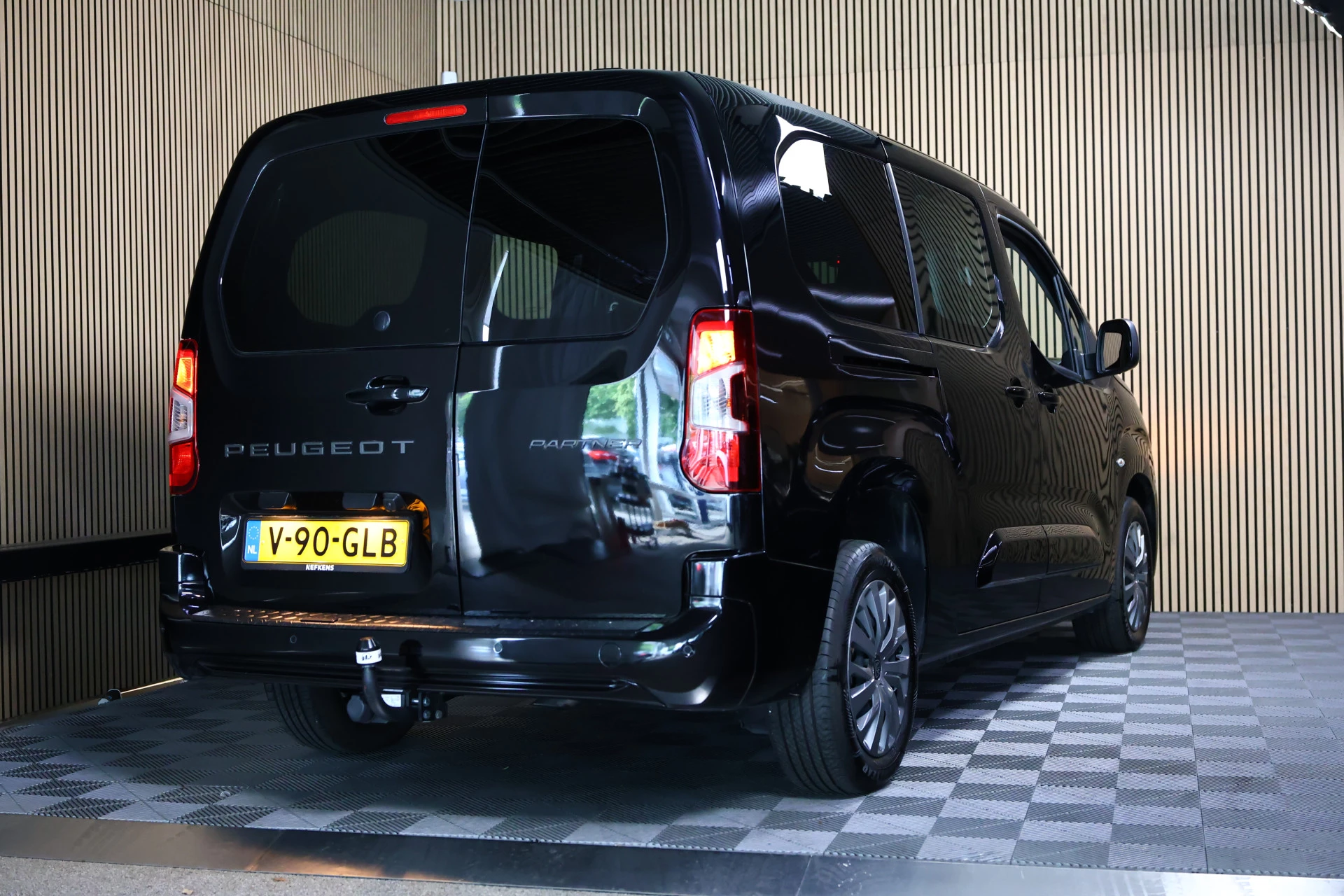 Hoofdafbeelding Peugeot Partner