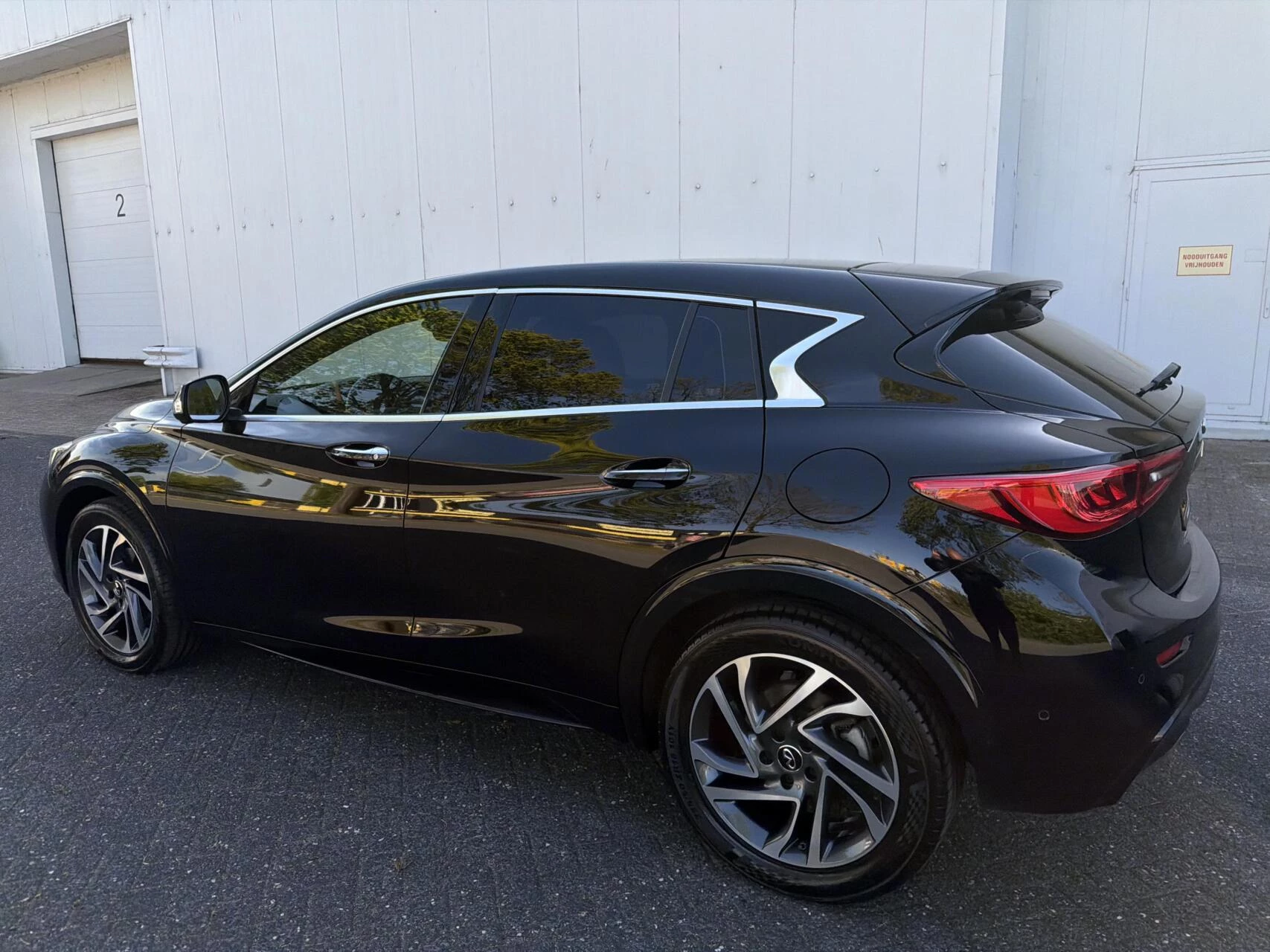 Hoofdafbeelding Infiniti Q30