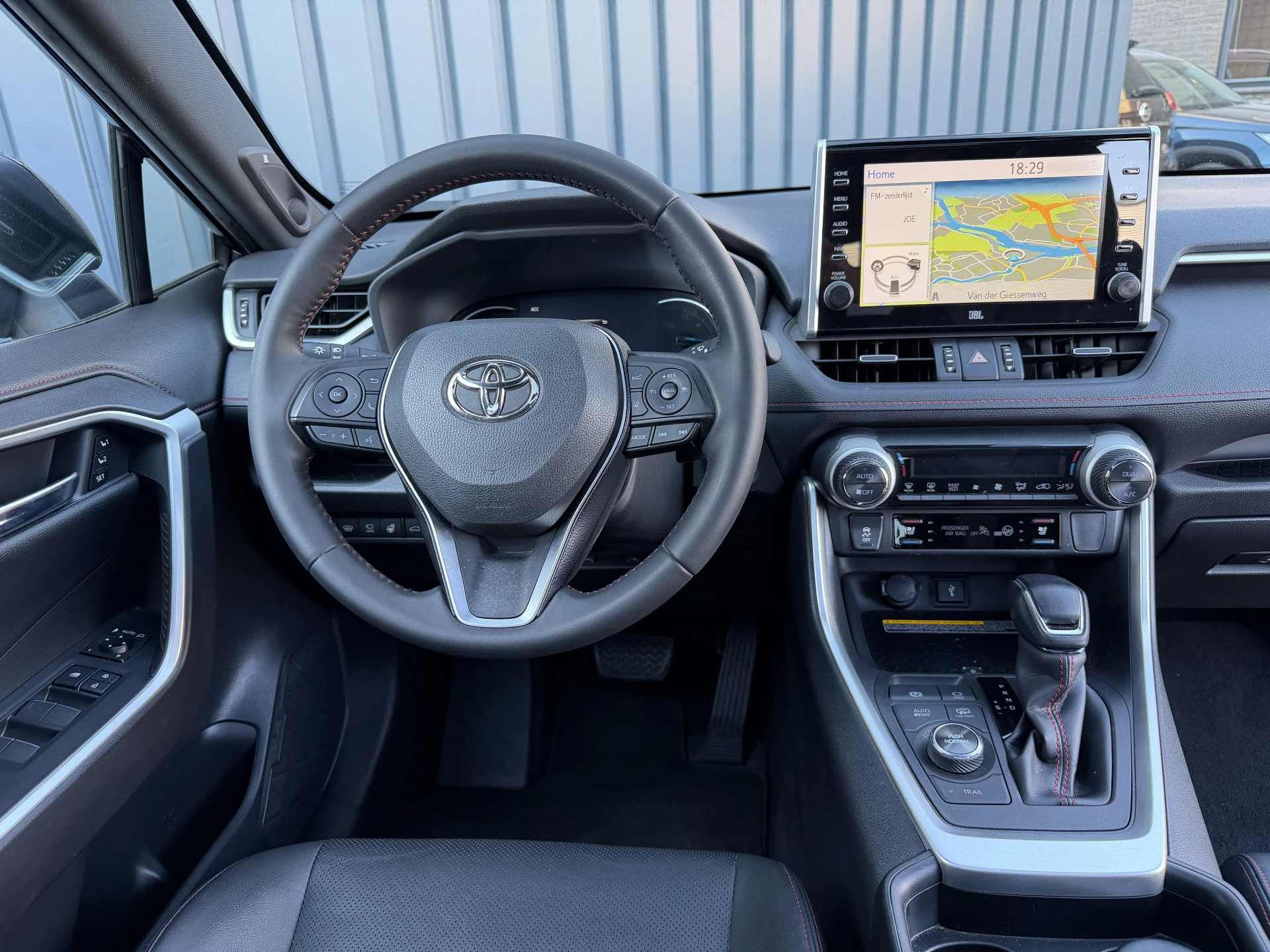 Hoofdafbeelding Toyota RAV4