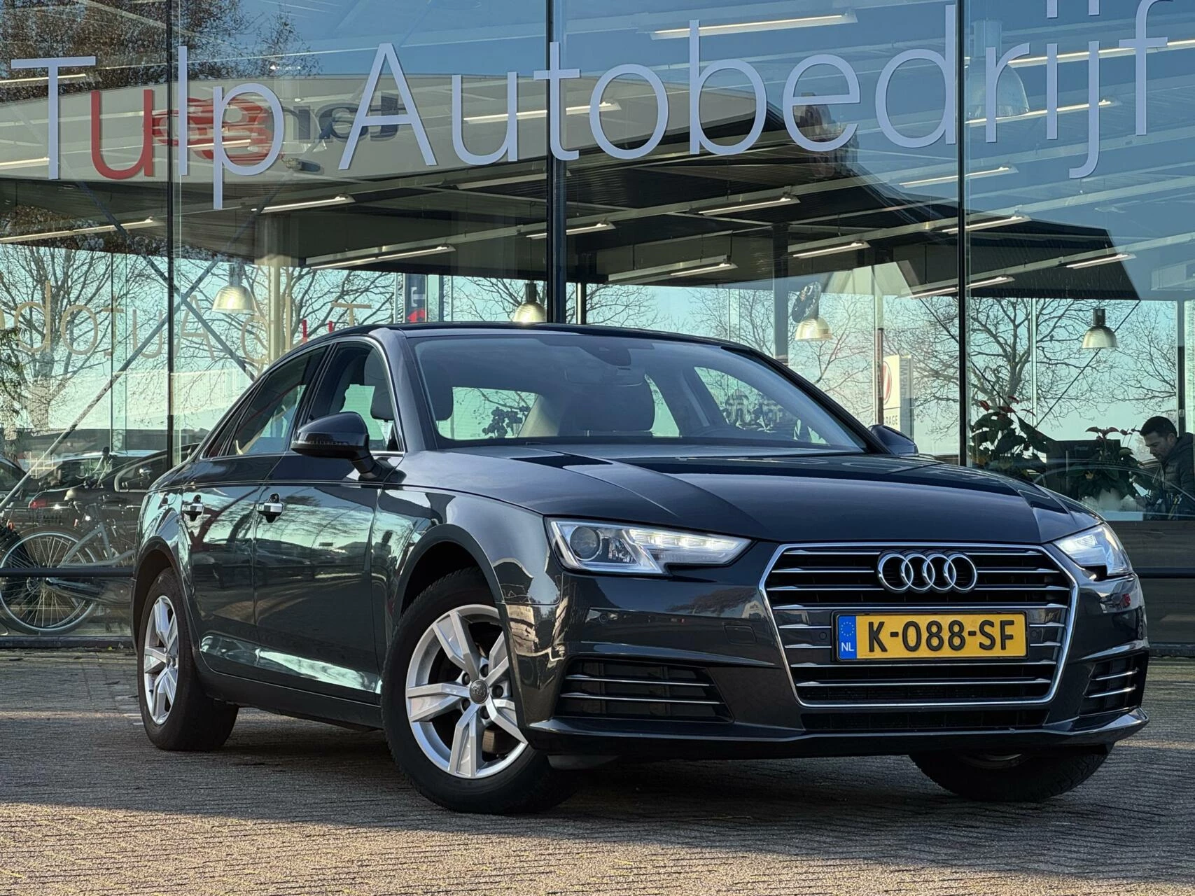 Hoofdafbeelding Audi A4