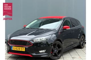 Ford Focus BWJ 2016 | 1.5T 150PK ST-LINE Red Edition NWE APK | AIRCO | NAVI | CRUISE | SPORTSTOELEN | TWO TONE | LICHTMETAAL | PDC