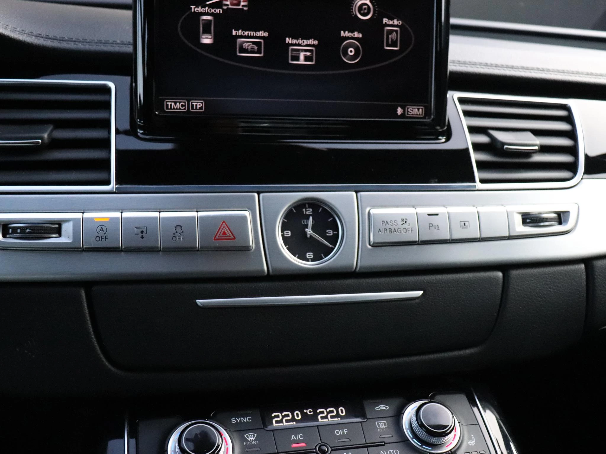 Hoofdafbeelding Audi A8