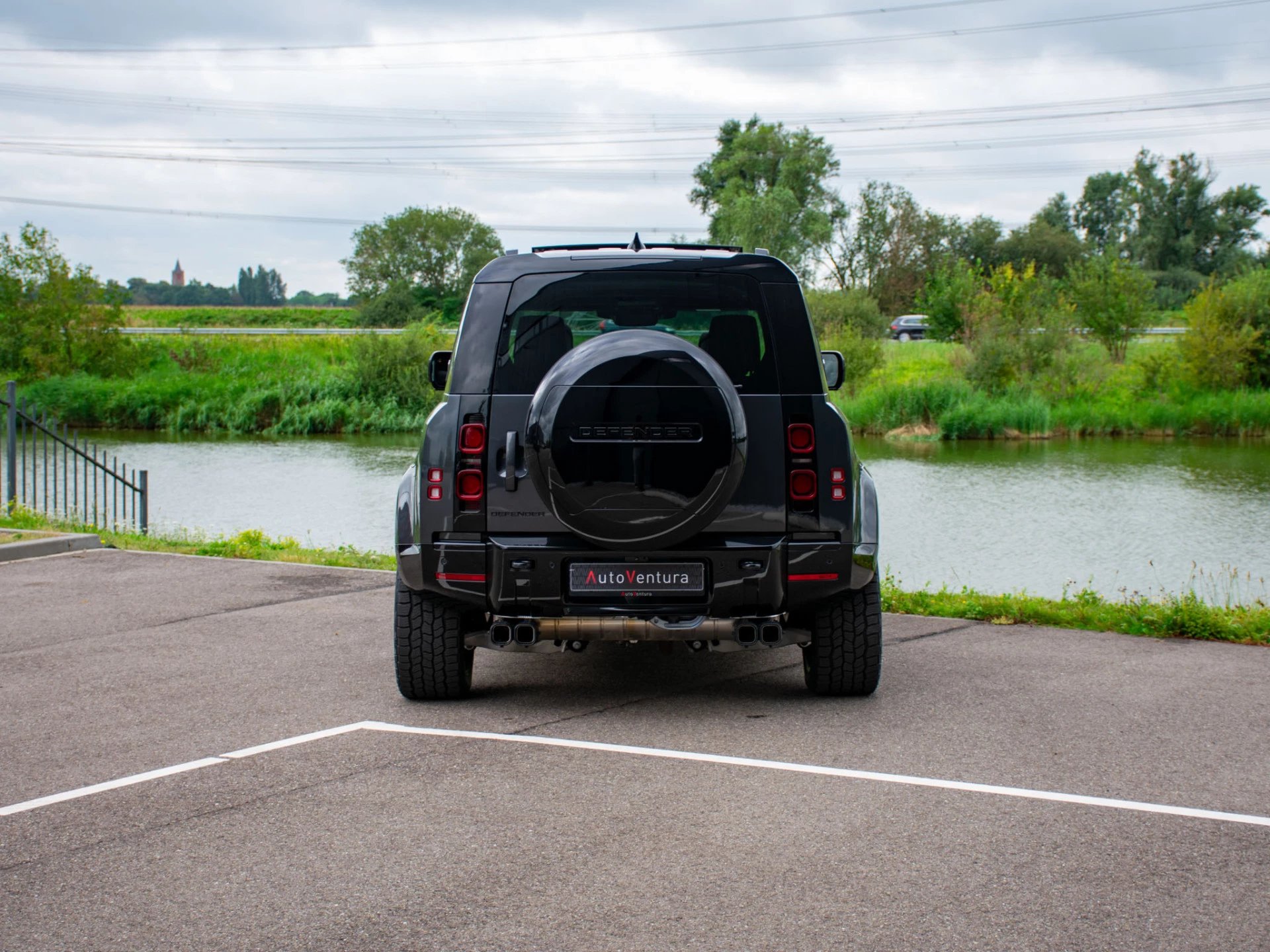 Hoofdafbeelding Land Rover Defender