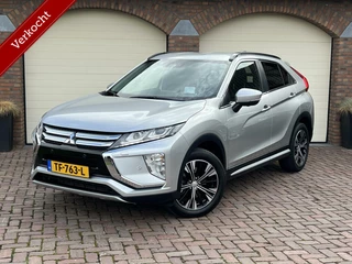 Hoofdafbeelding Mitsubishi Eclipse Cross Mitsubishi Eclipse Cross 1.5 DI-T First Edition Clima Navi HUD DAB Carplay LED