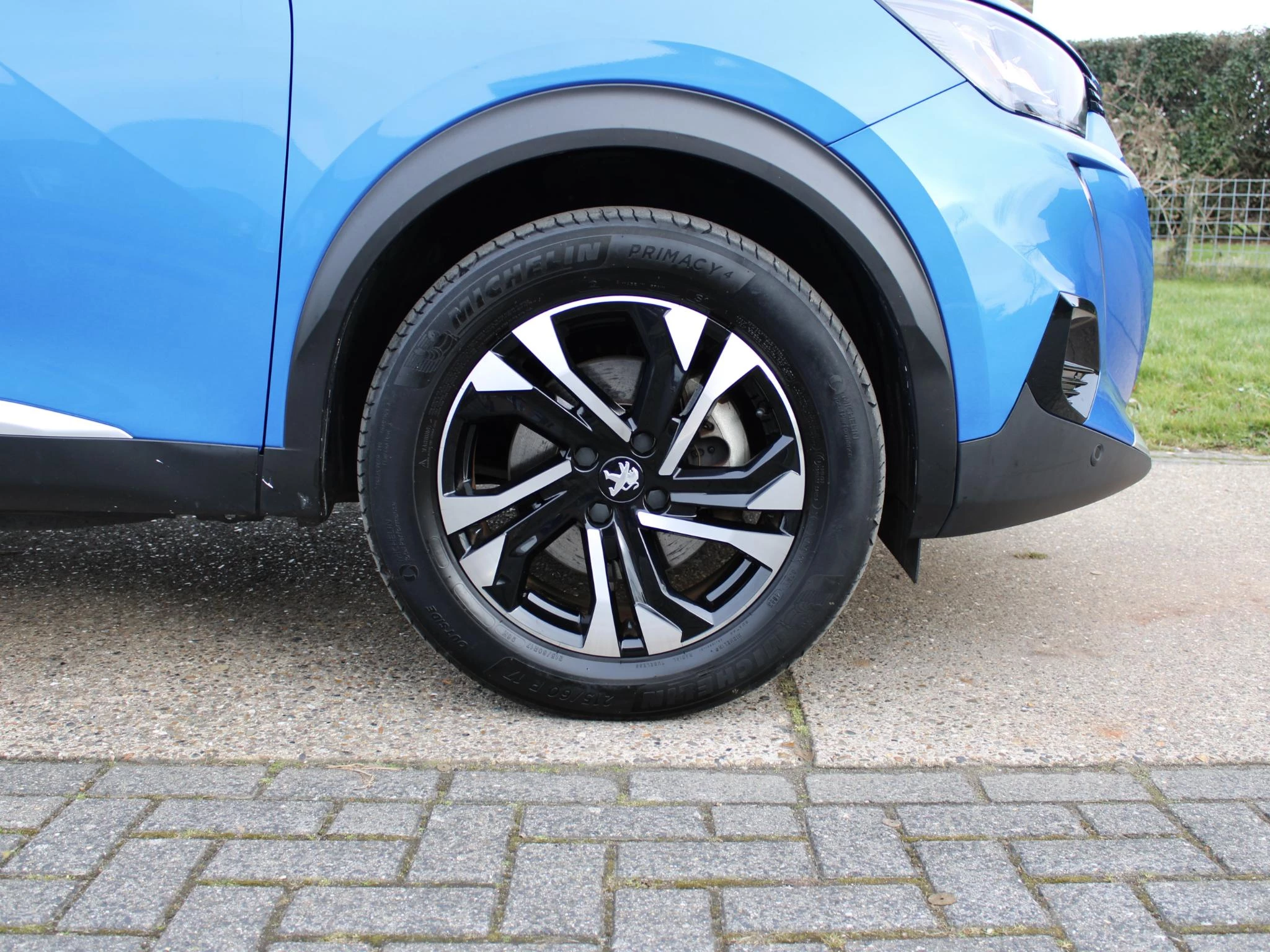 Hoofdafbeelding Peugeot e-2008