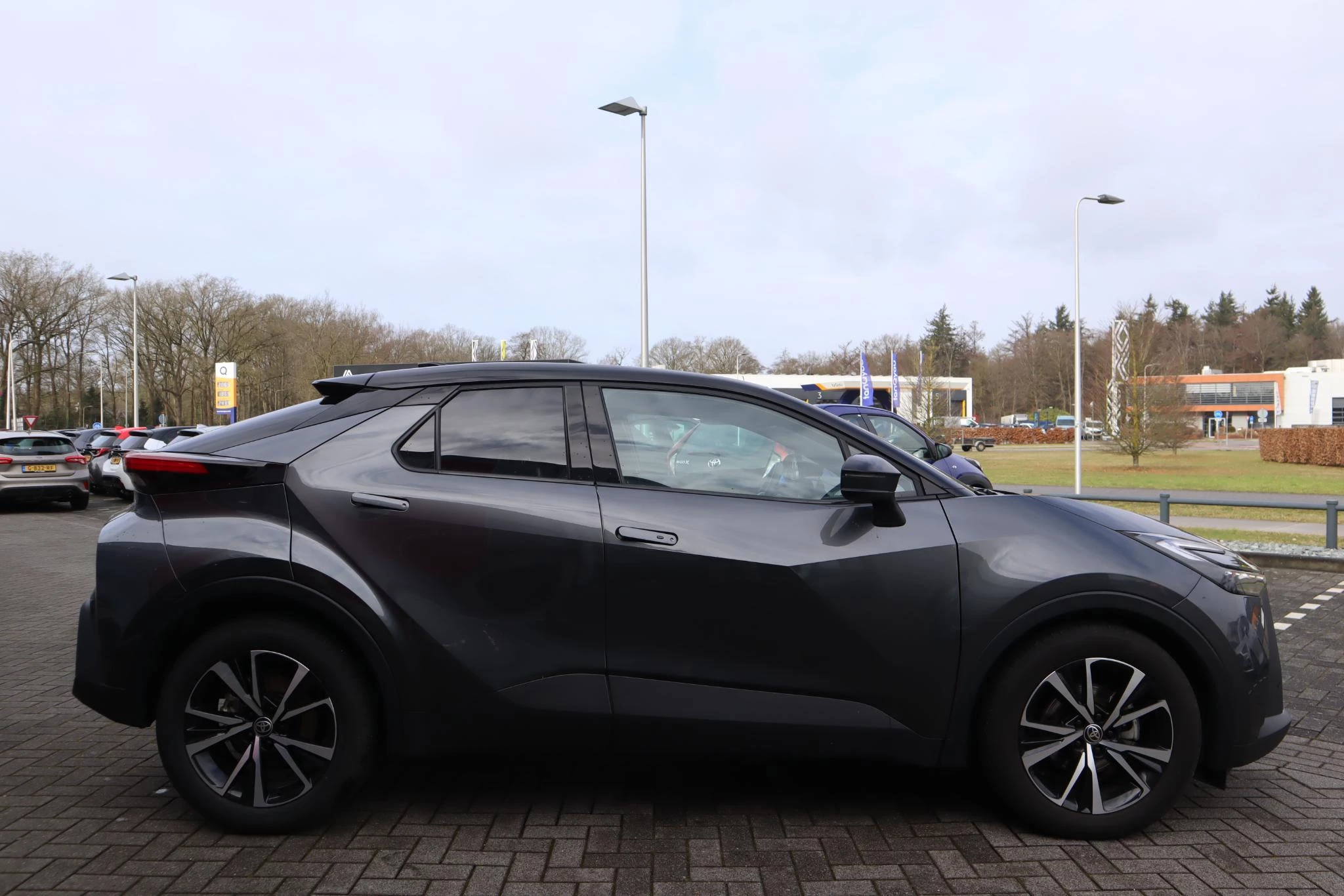 Hoofdafbeelding Toyota C-HR