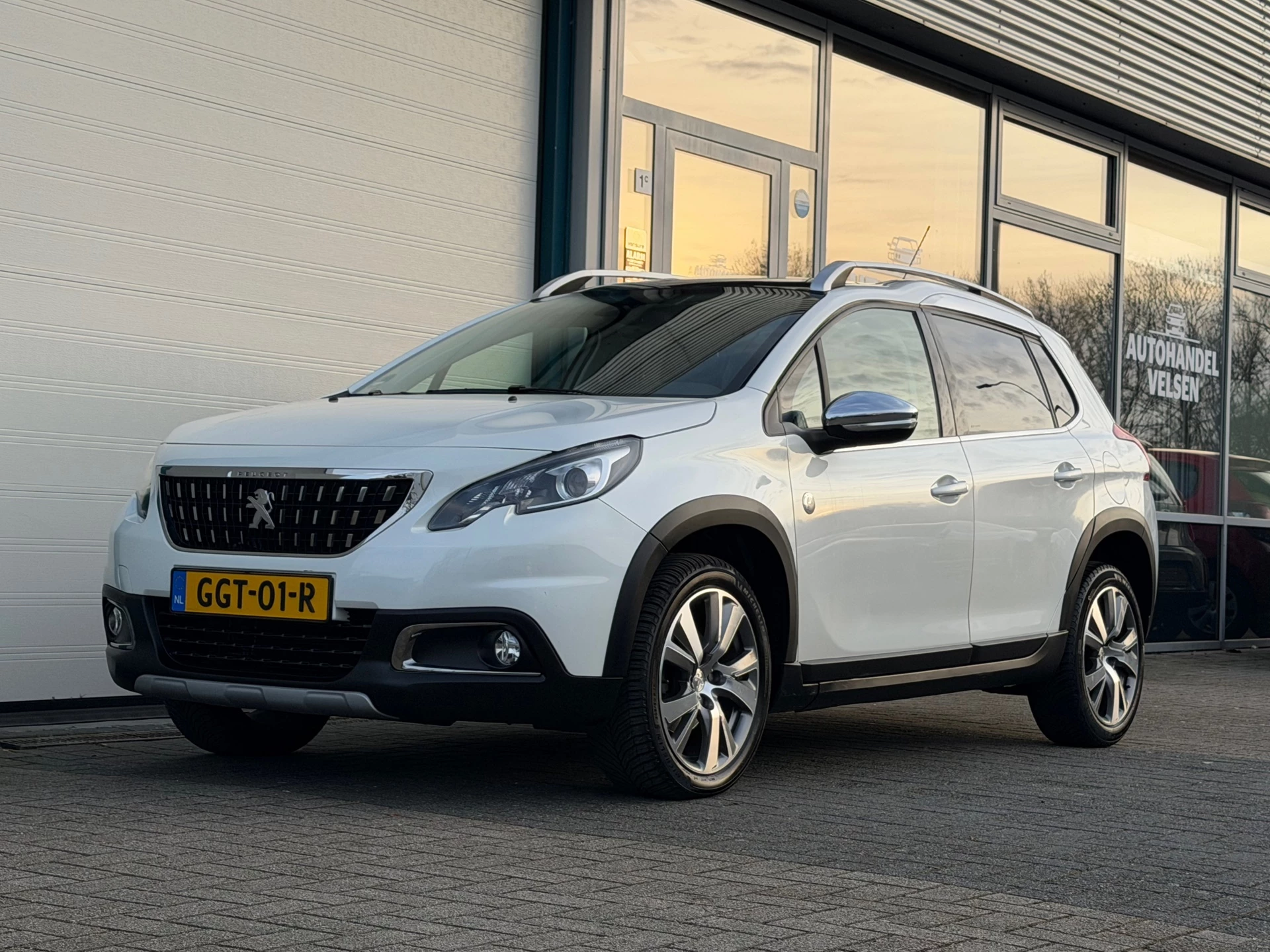 Hoofdafbeelding Peugeot 2008