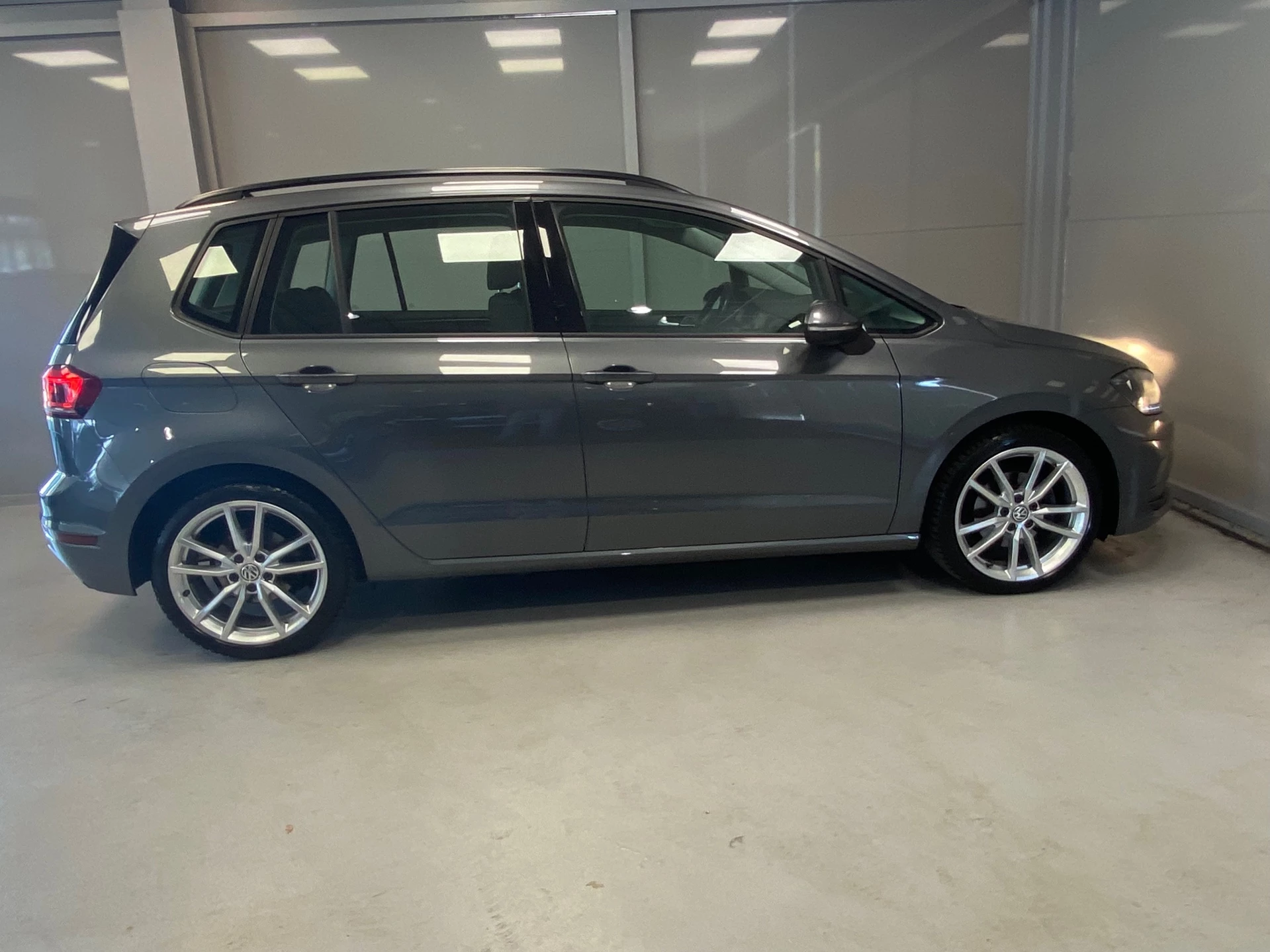 Hoofdafbeelding Volkswagen Golf Sportsvan
