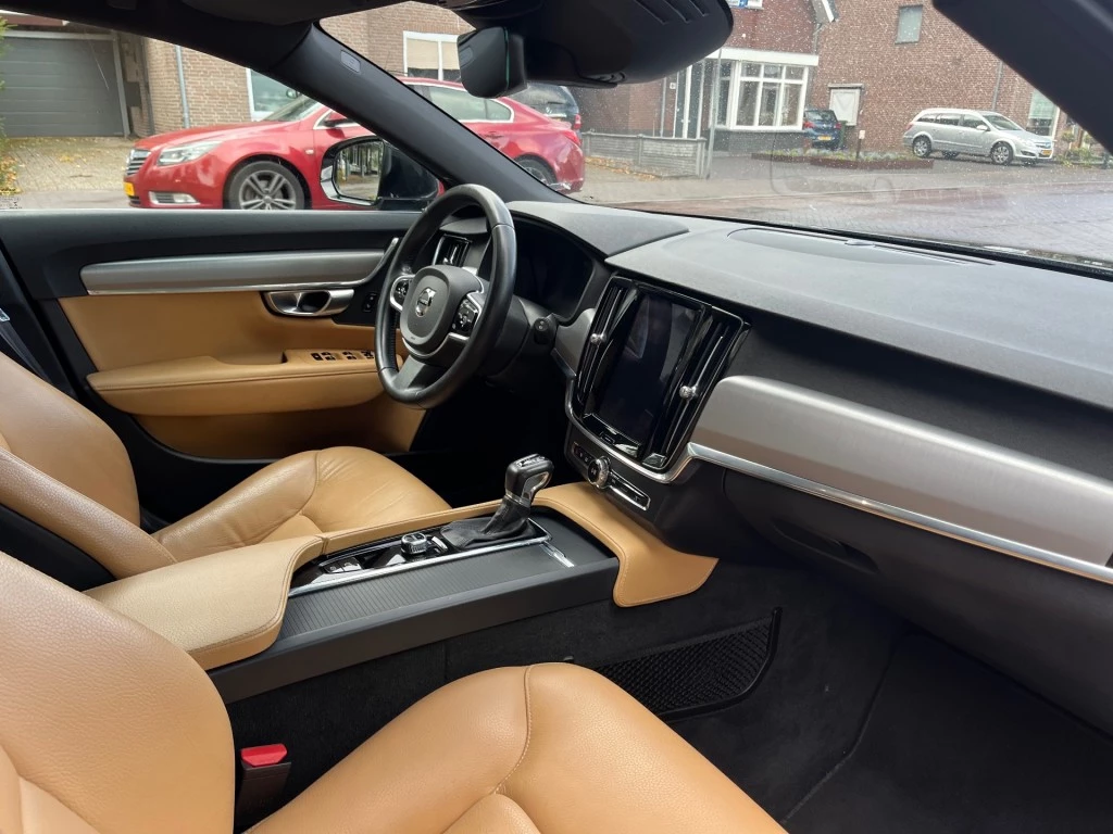 Hoofdafbeelding Volvo V90