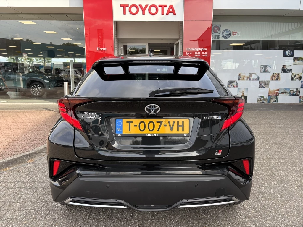 Hoofdafbeelding Toyota C-HR