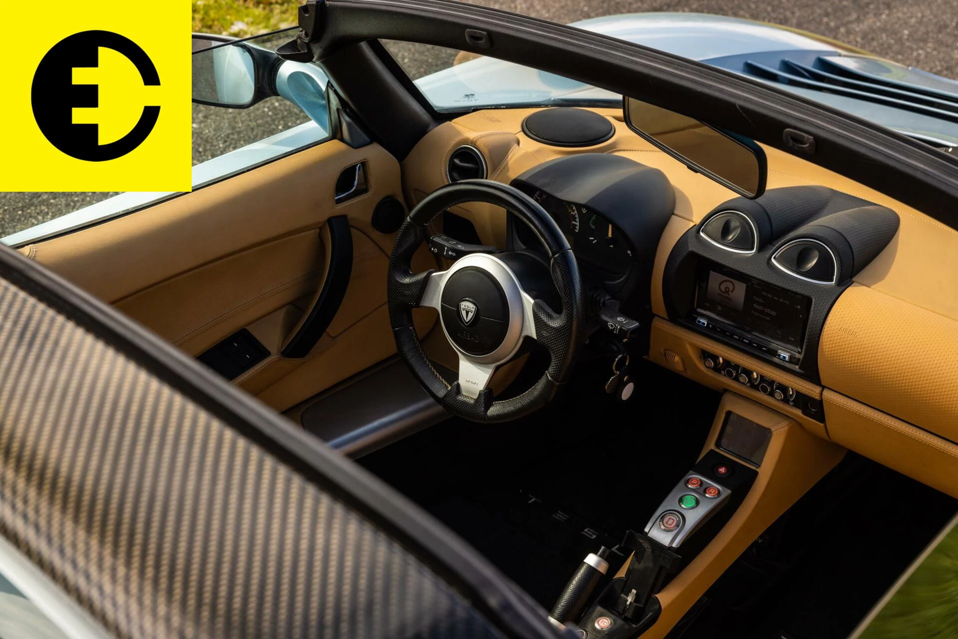 Hoofdafbeelding Tesla Roadster