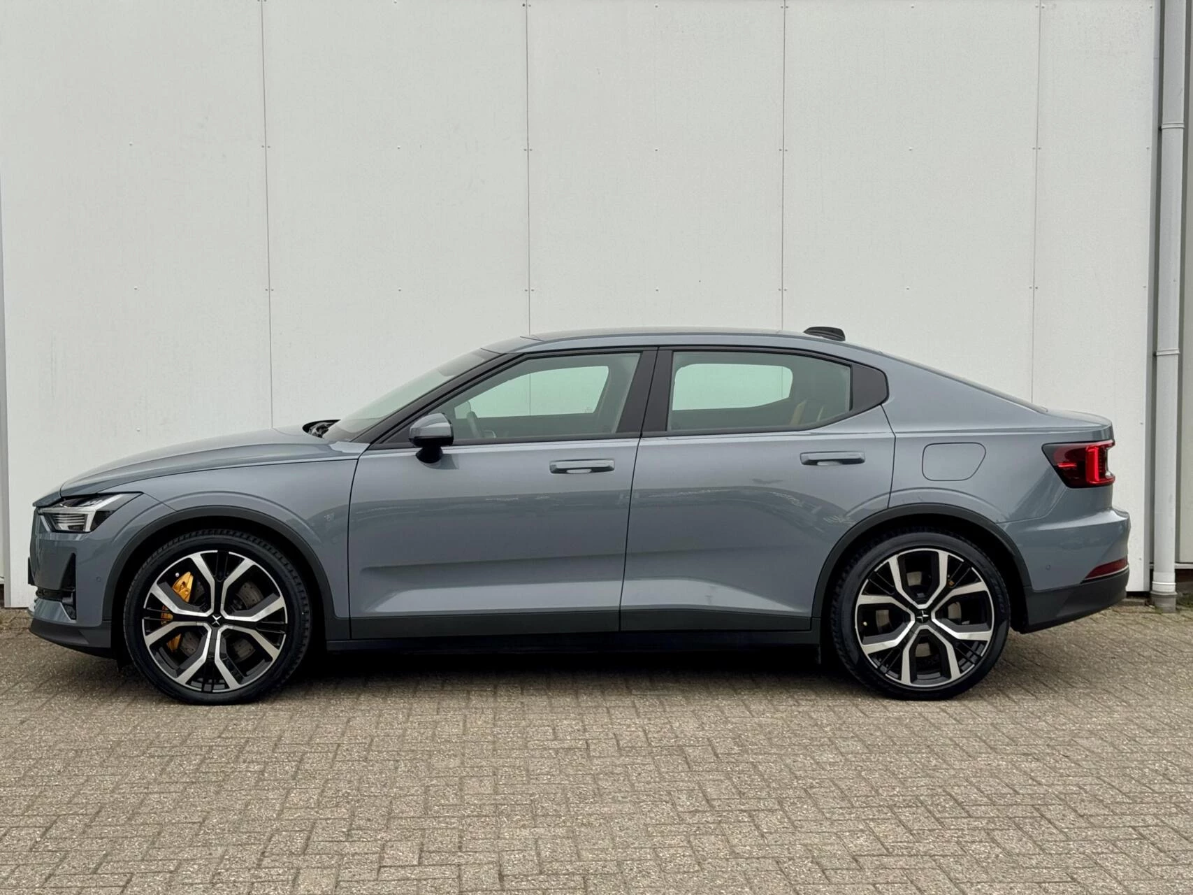 Hoofdafbeelding Polestar 2