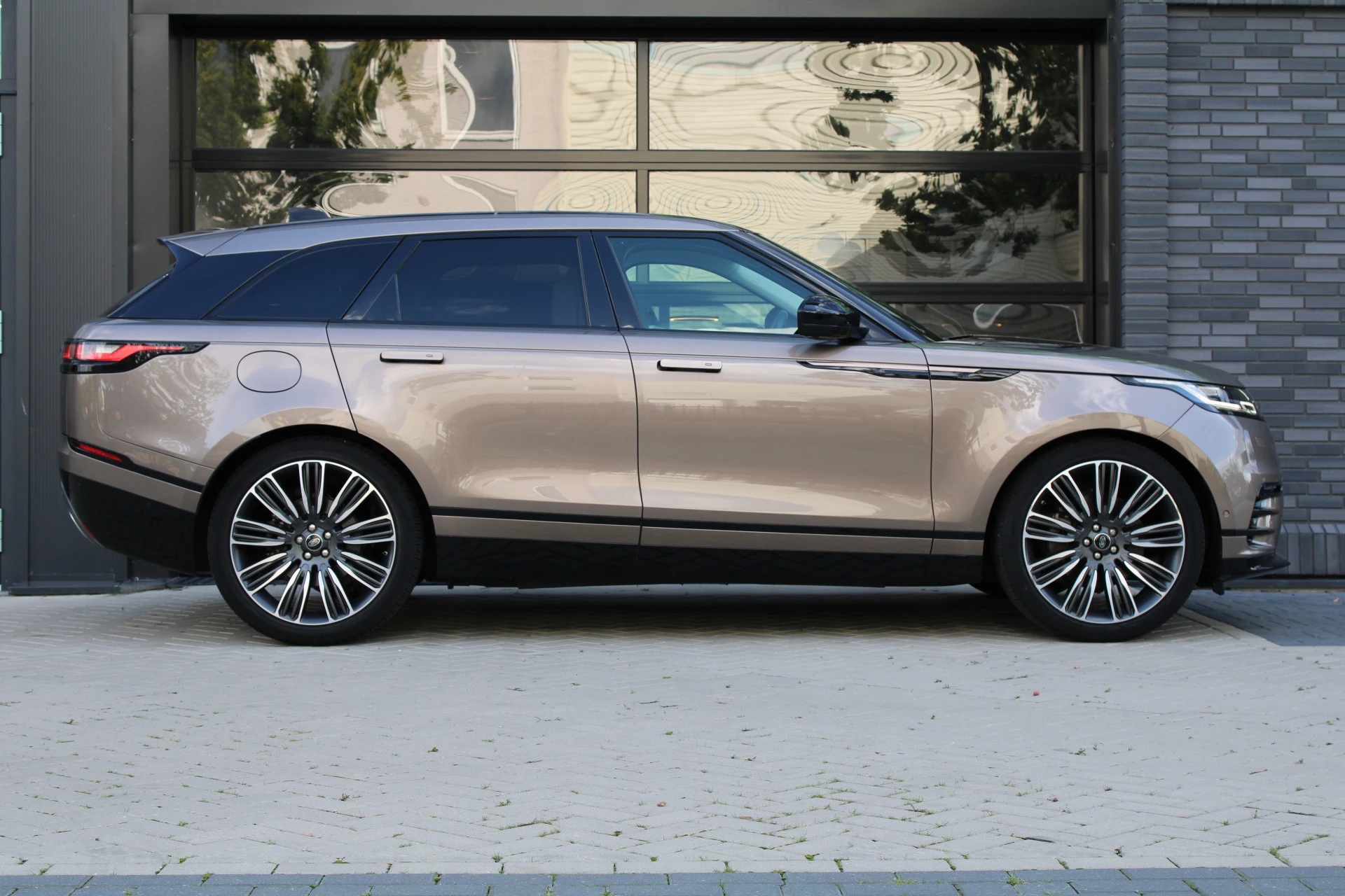 Hoofdafbeelding Land Rover Range Rover Velar