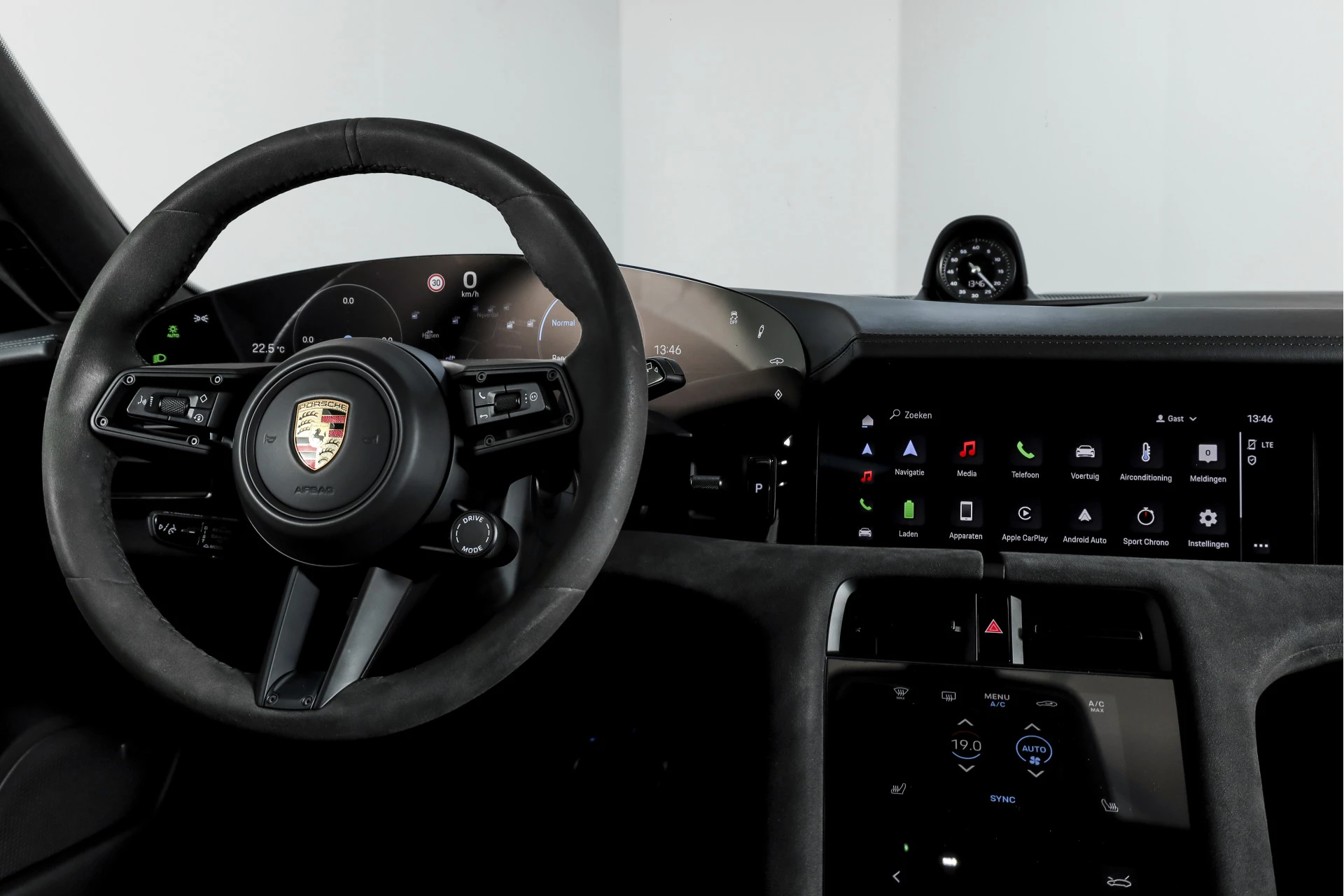 Hoofdafbeelding Porsche Taycan