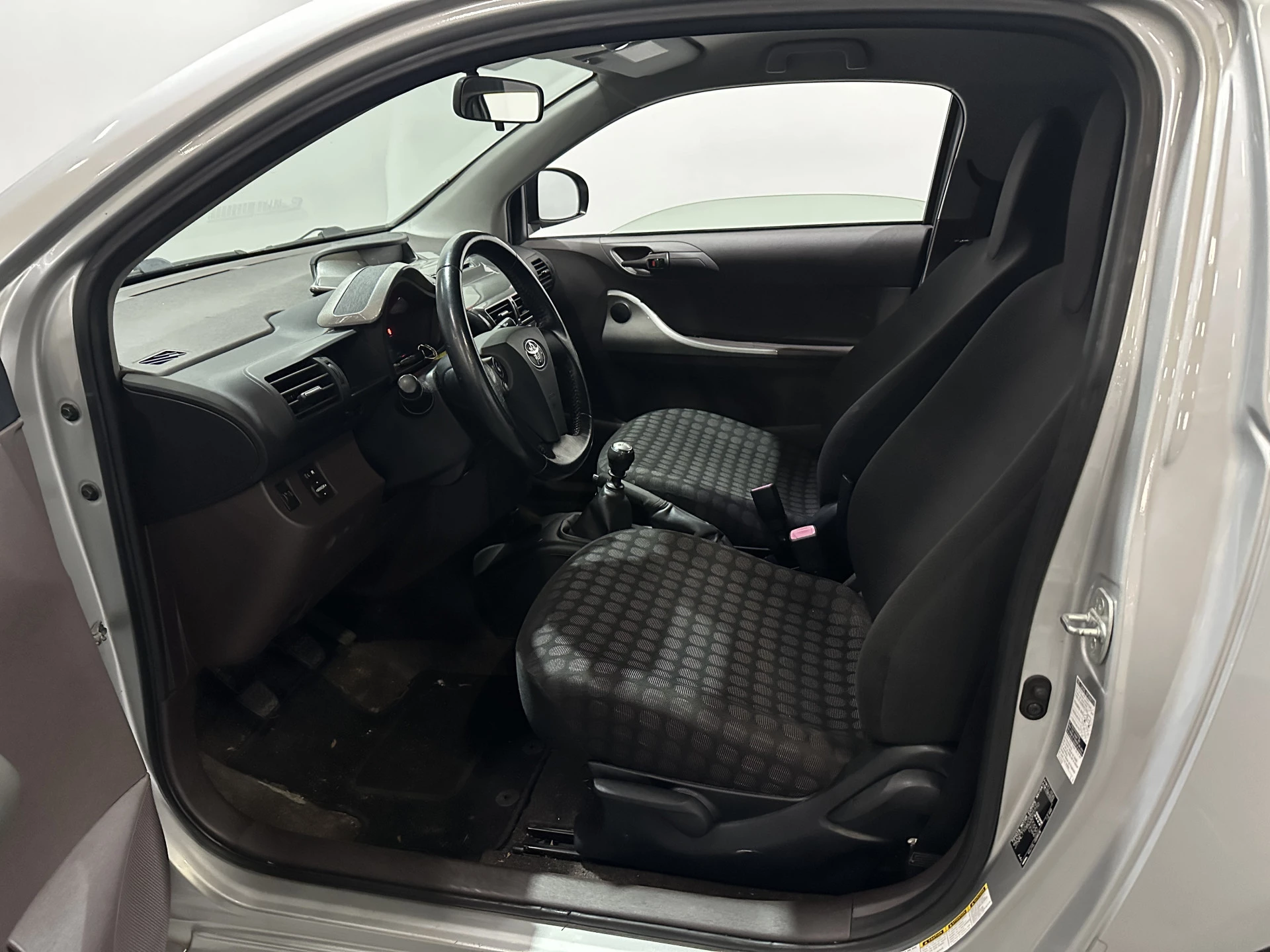 Hoofdafbeelding Toyota iQ