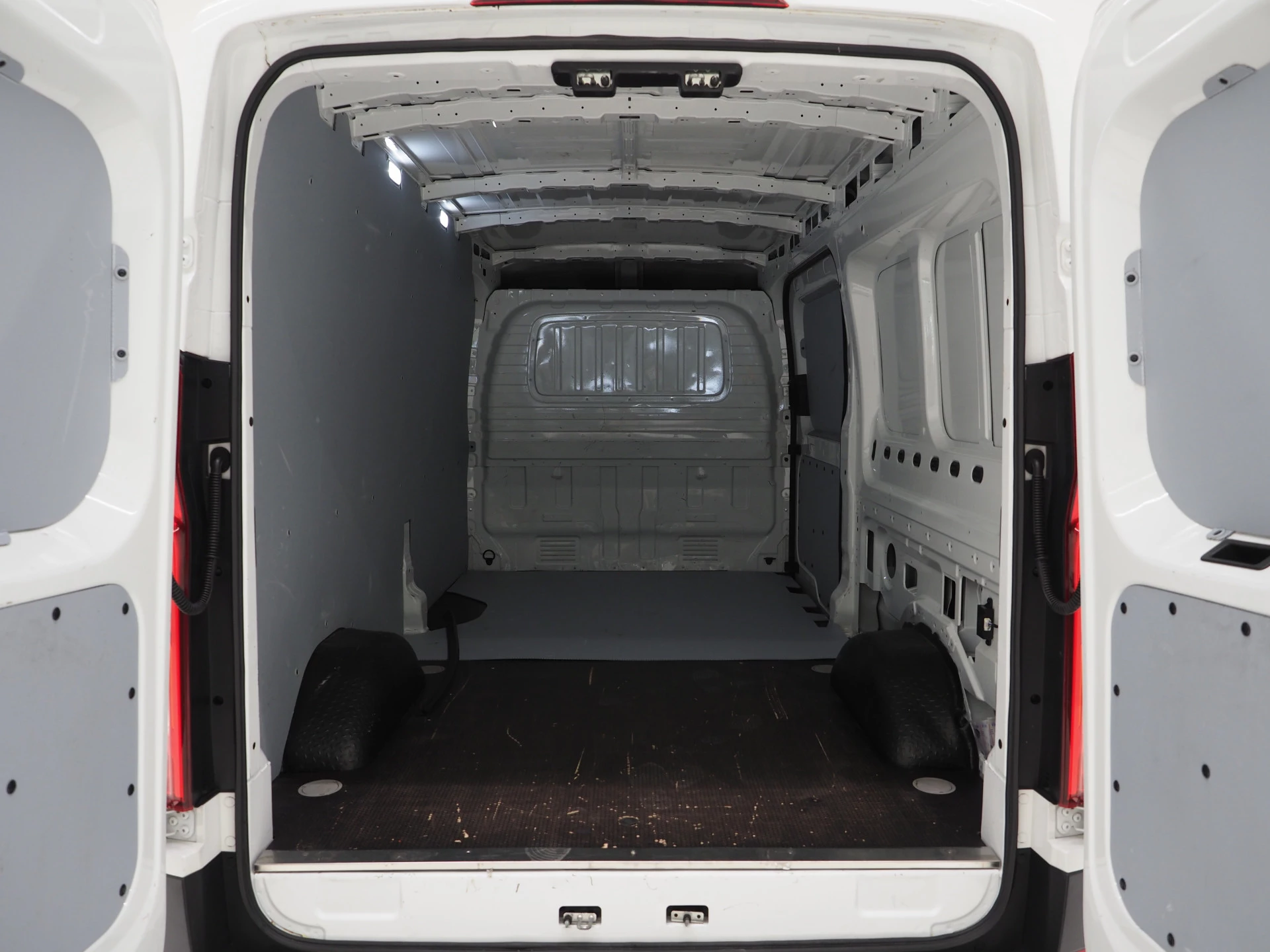 Hoofdafbeelding Maxus Deliver9