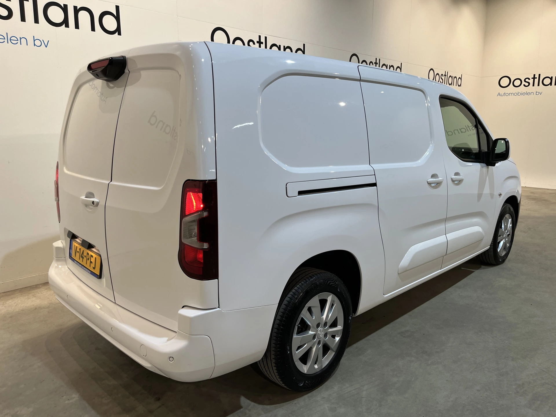 Hoofdafbeelding Peugeot Partner