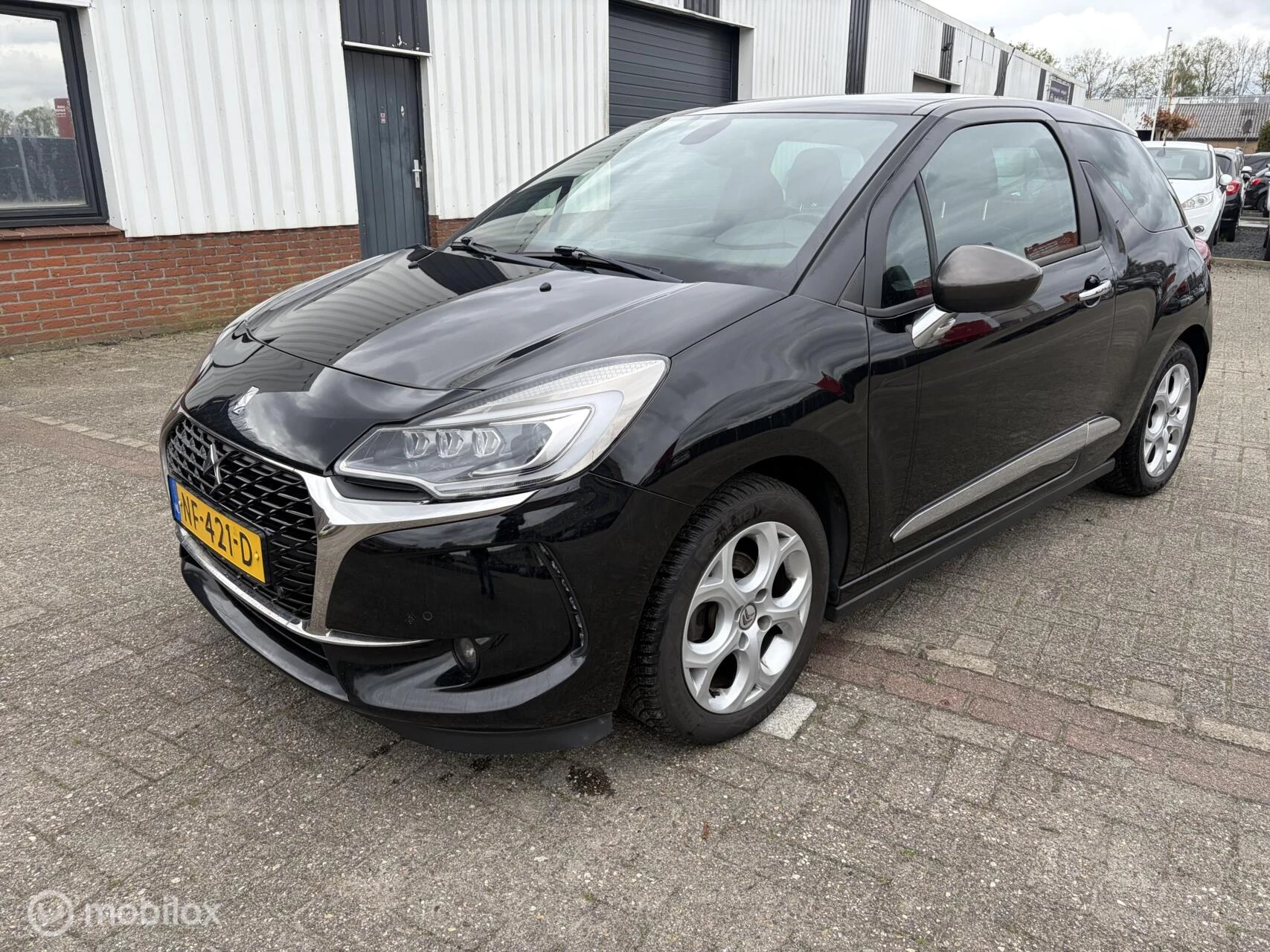 Hoofdafbeelding DS DS 3