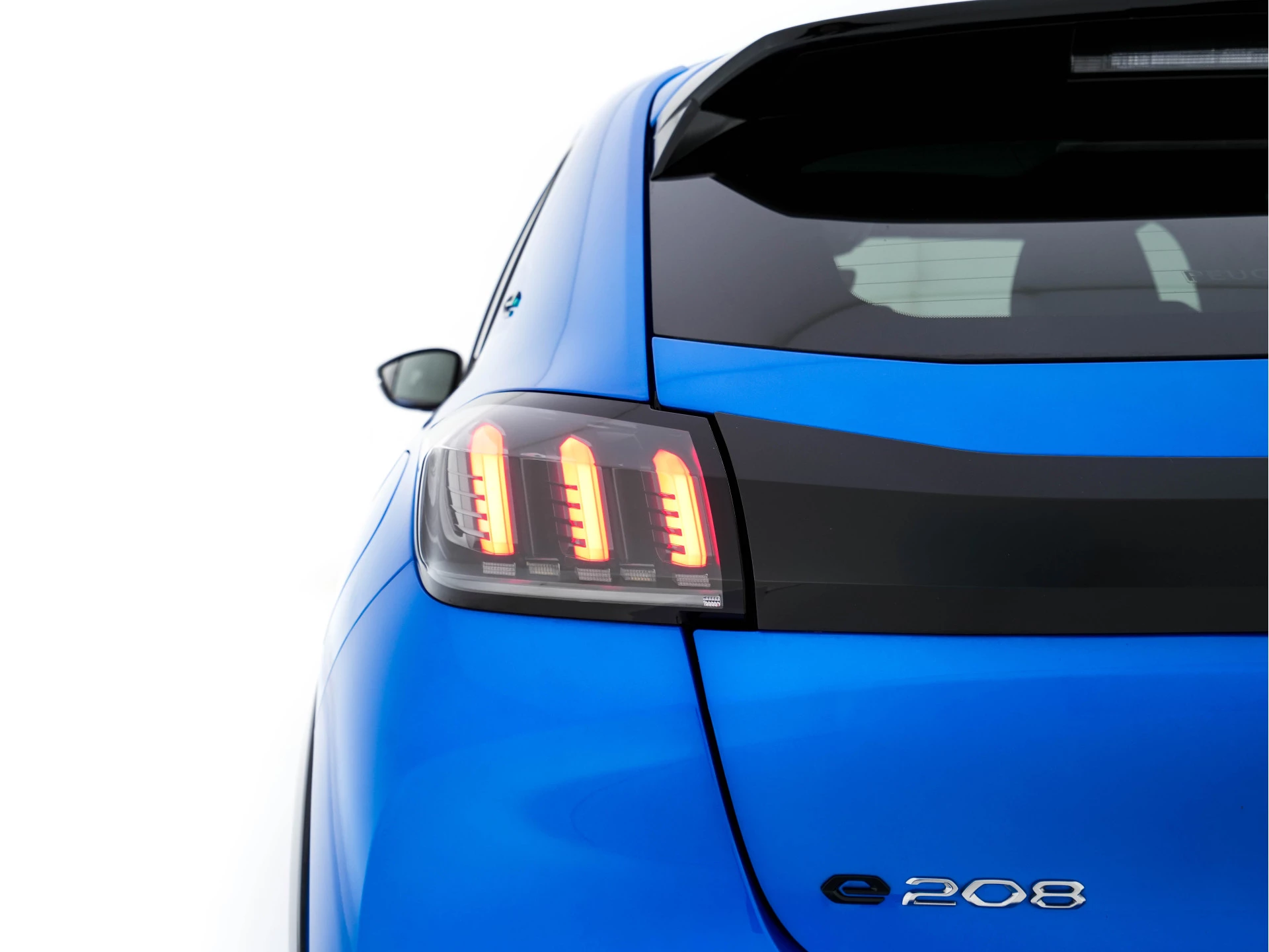 Hoofdafbeelding Peugeot e-208