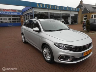 Hoofdafbeelding Fiat Tipo Fiat Tipo Stationwagon 1.0 FireFly 100 Life TREKHAAK+METALLIC+CARPLAY+CAMERA