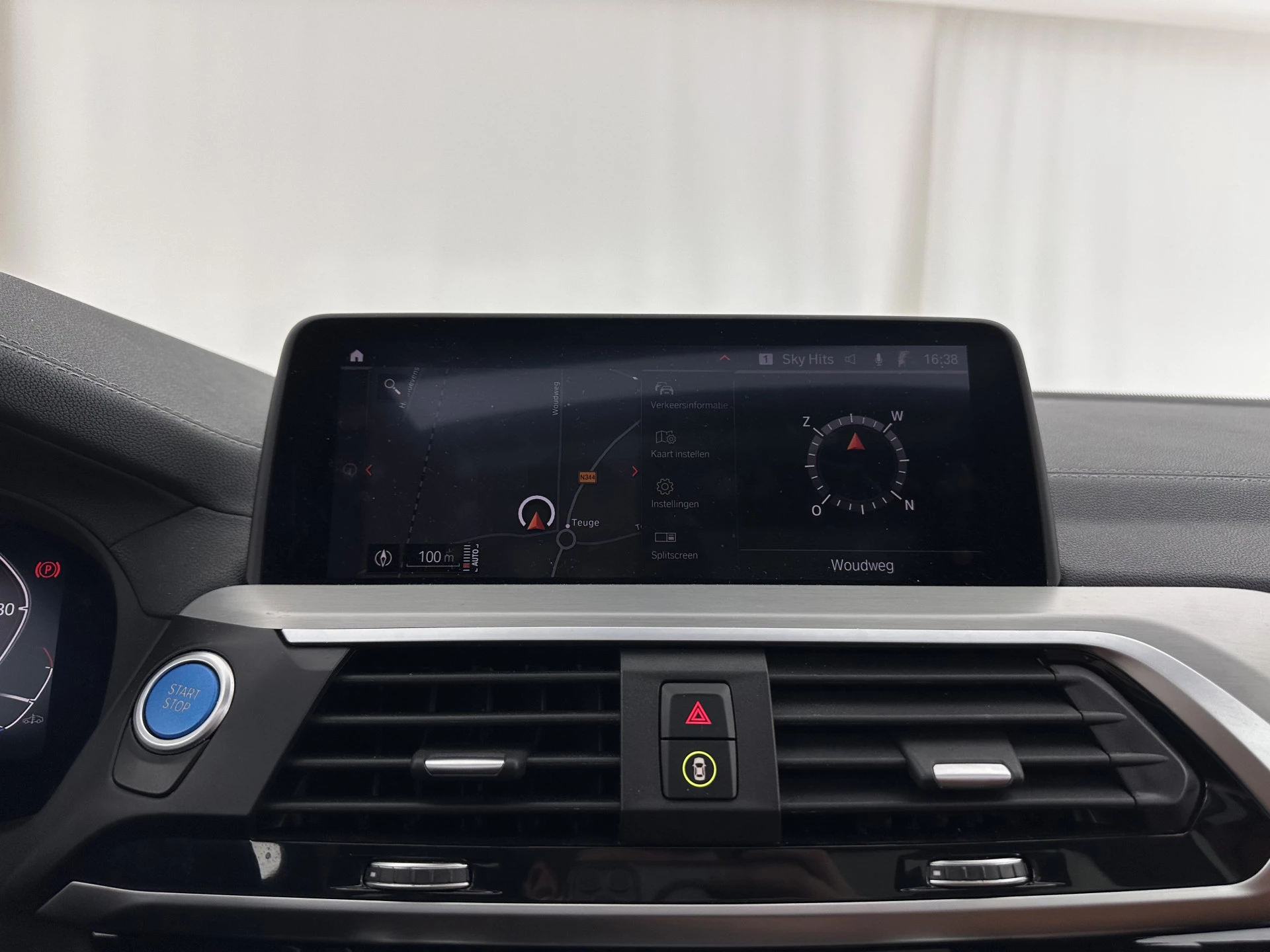 Hoofdafbeelding BMW iX3