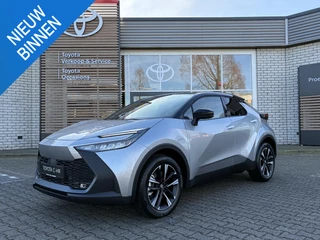Toyota C-HR 2.0 PLUG-IN HYBRID 220 DYNAMIC NIEUW & DIRECT LEVERBAAR!!! STOEL/STUURVERW BLIND-SPOT PARK-SENSOREN 18" LM-VELGEN WARMTEPOMP