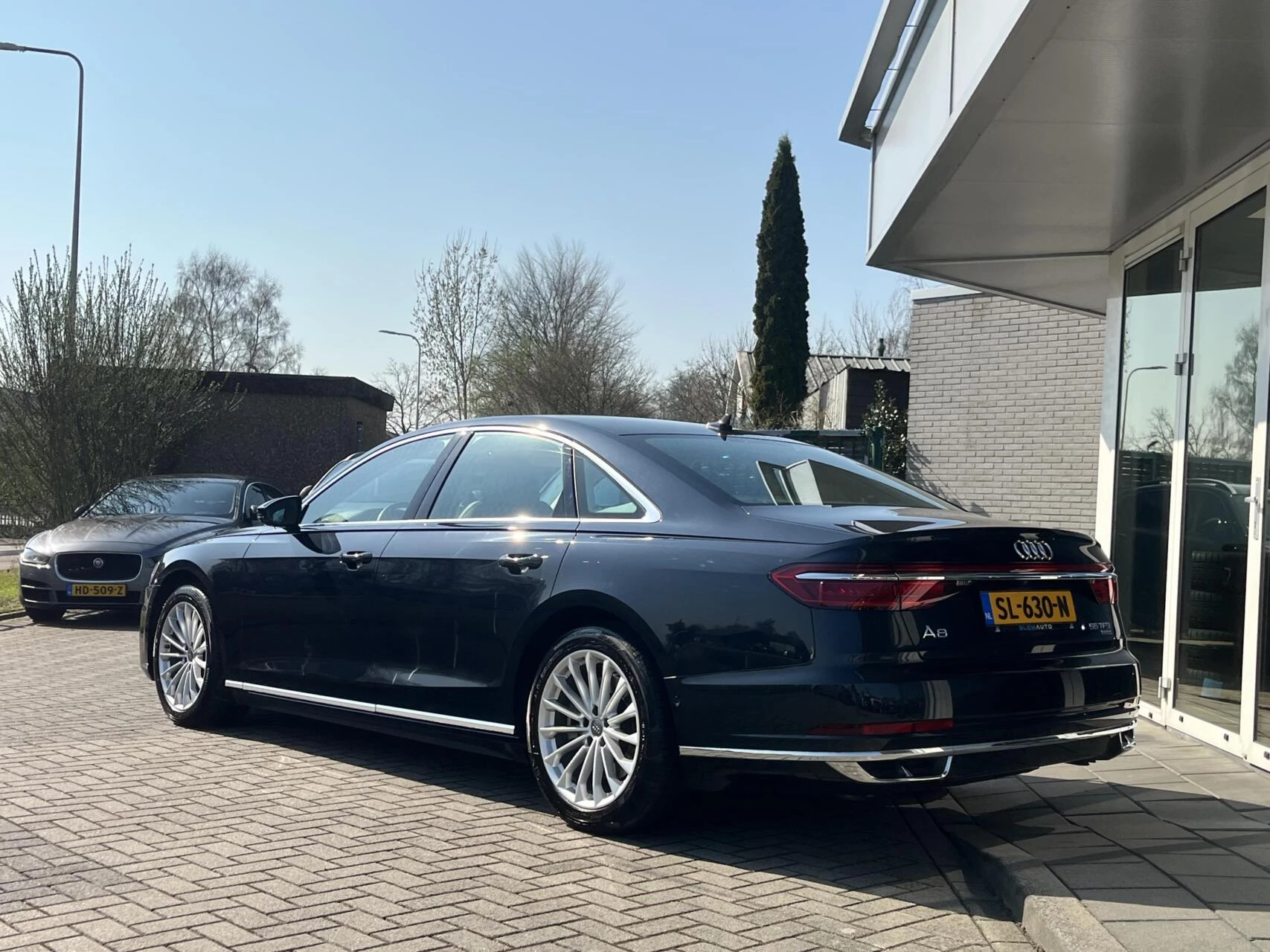 Hoofdafbeelding Audi A8