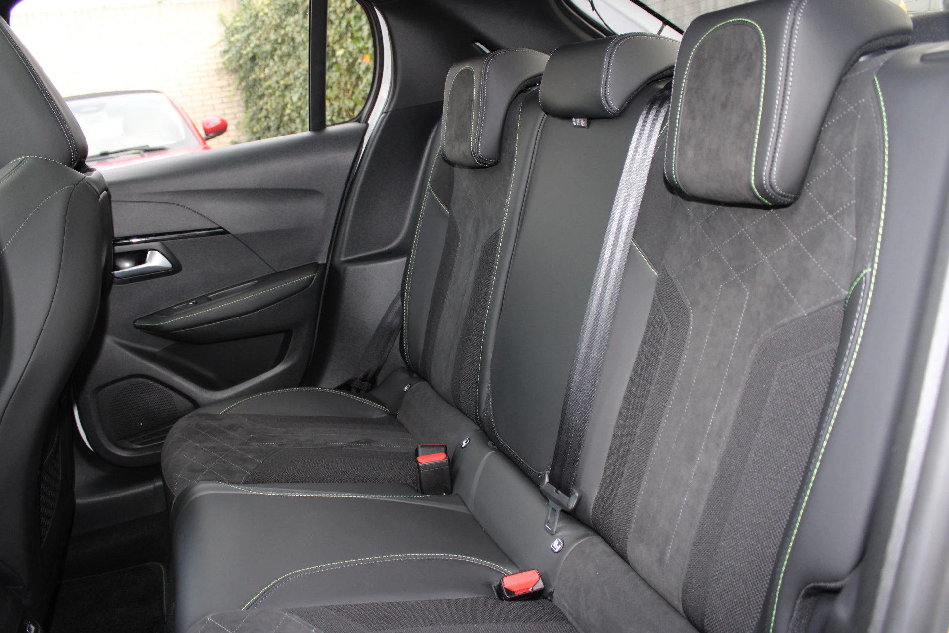 Hoofdafbeelding Peugeot e-208