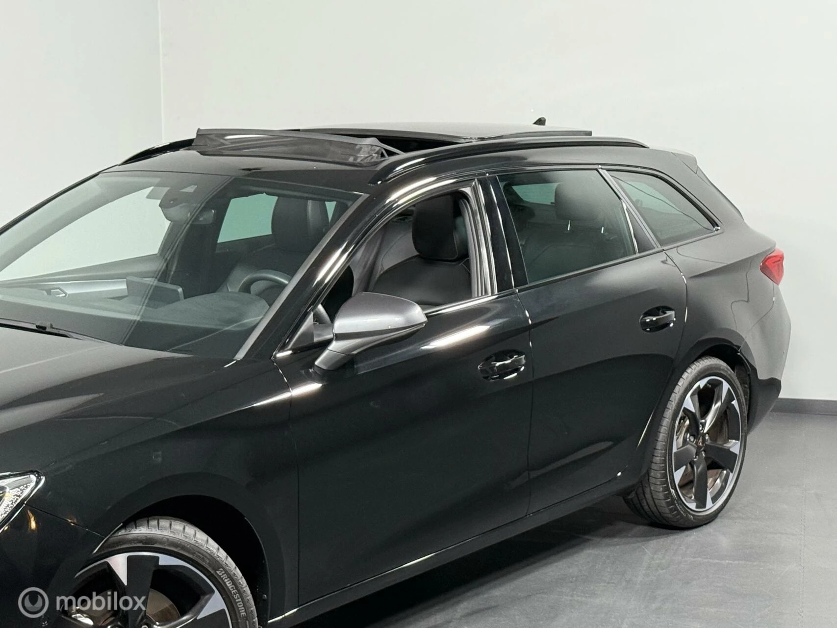 Hoofdafbeelding CUPRA Leon Sportstourer