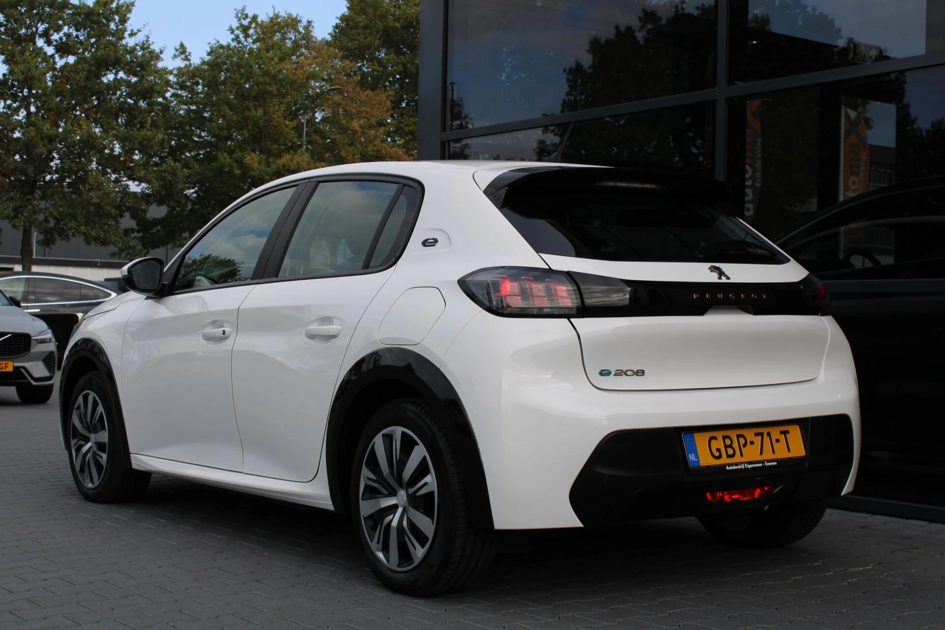 Hoofdafbeelding Peugeot e-208