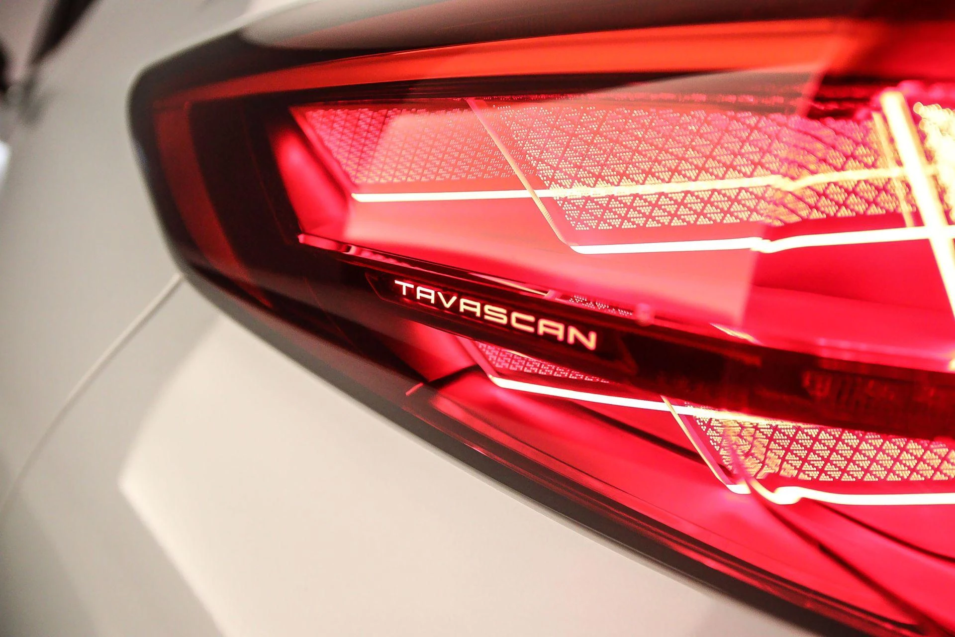 Hoofdafbeelding CUPRA Tavascan