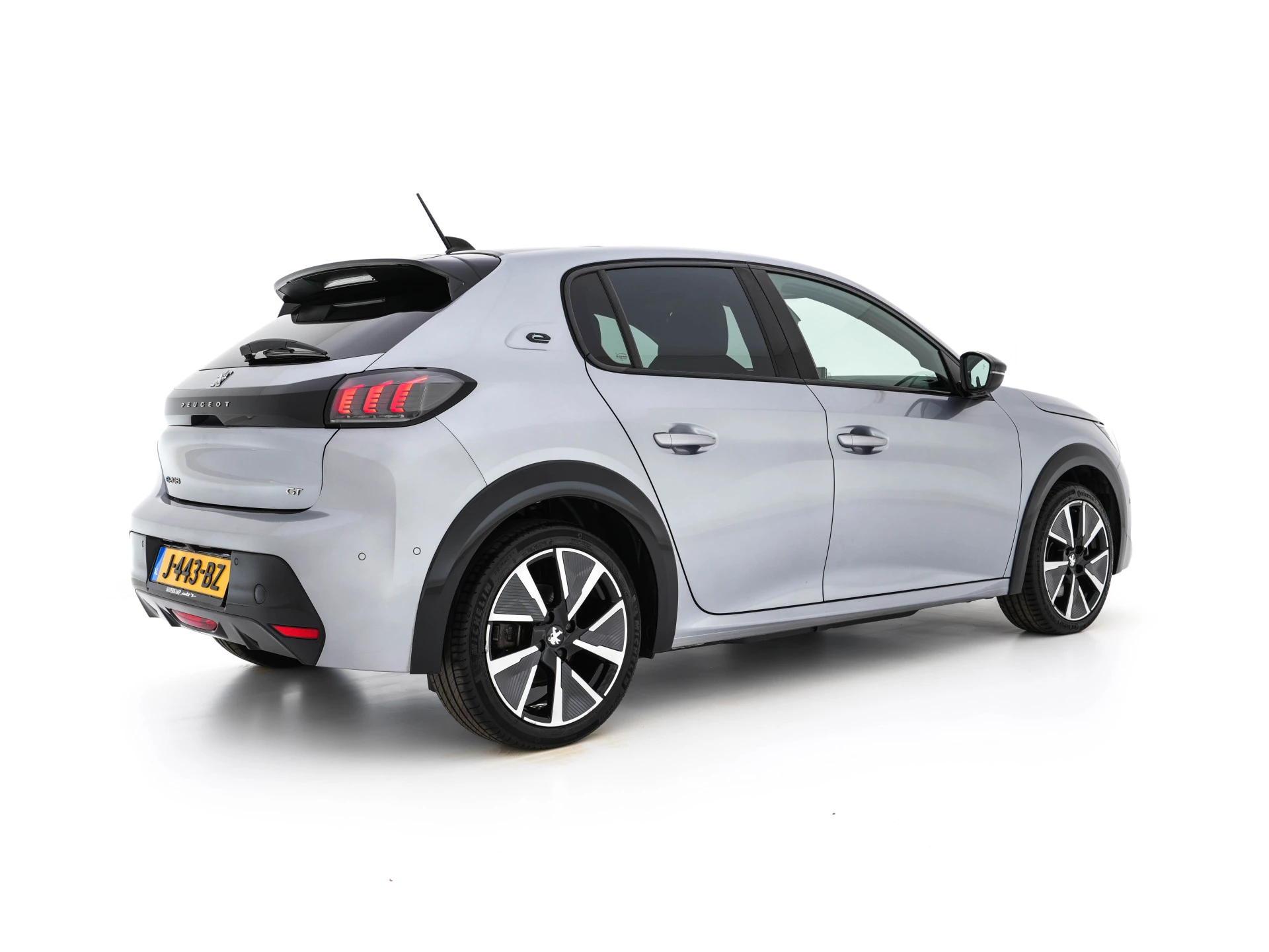 Hoofdafbeelding Peugeot e-208