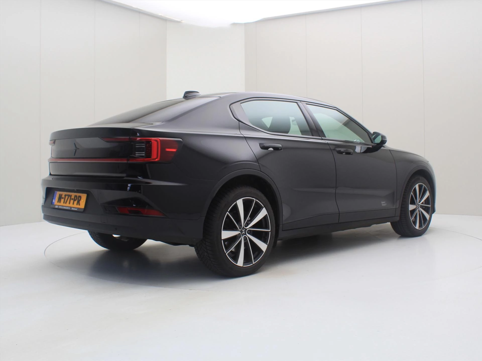 Hoofdafbeelding Polestar 2