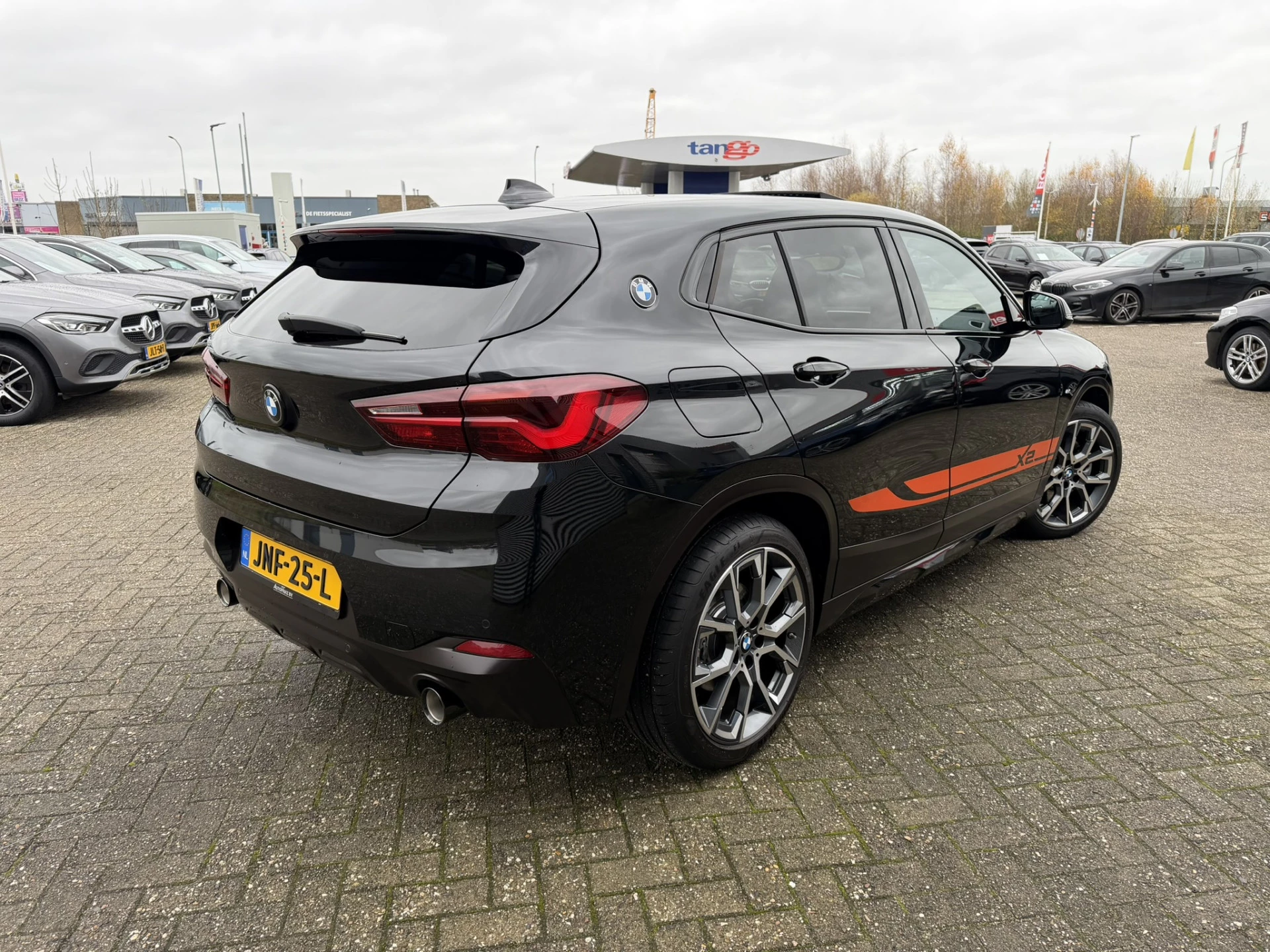 Hoofdafbeelding BMW X2