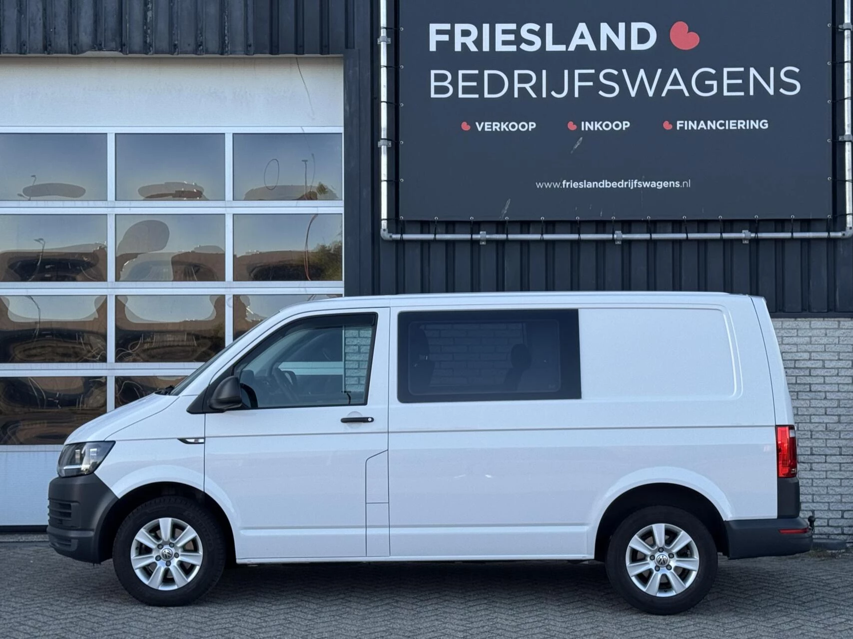 Hoofdafbeelding Volkswagen Transporter