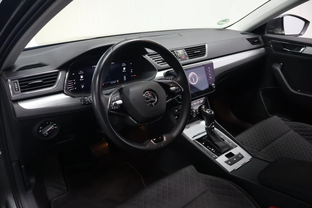 Hoofdafbeelding Škoda Superb