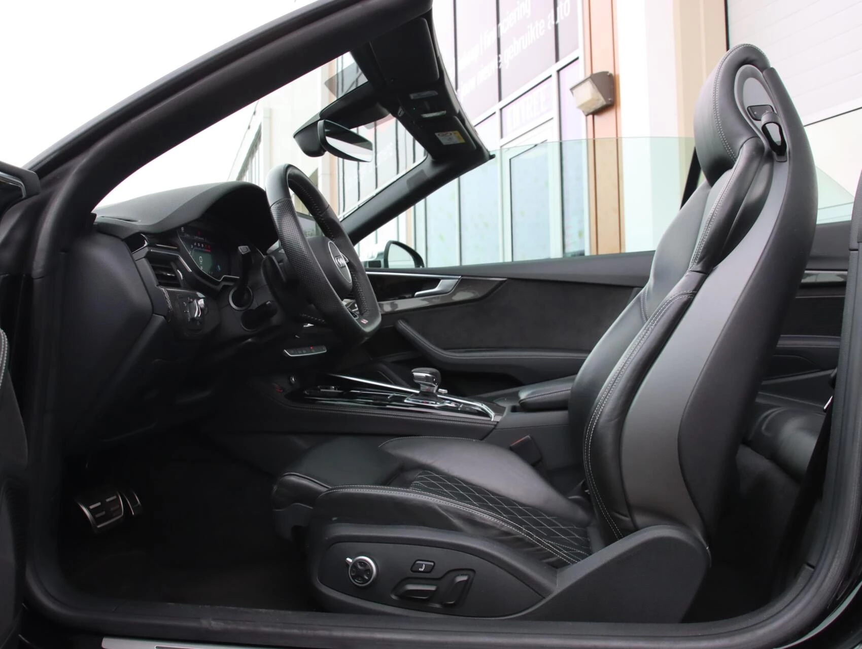 Hoofdafbeelding Audi S5