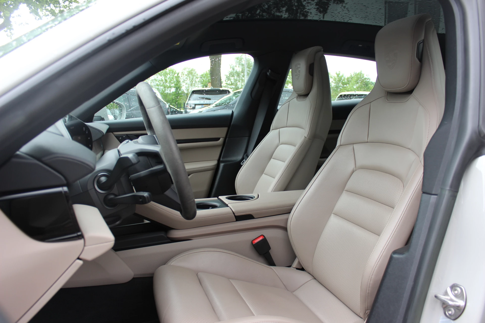 Hoofdafbeelding Porsche Taycan