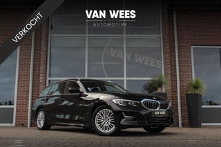 ➡️ BMW 3-serie Touring 320e G21 High Executive Luxury-Line | 1e eigenaar | LED | camera | DAB | Carplay | 17 inch | Navi | Sportstuur | PDC | inc BTW | Cruise-control | Sportstoelen |
