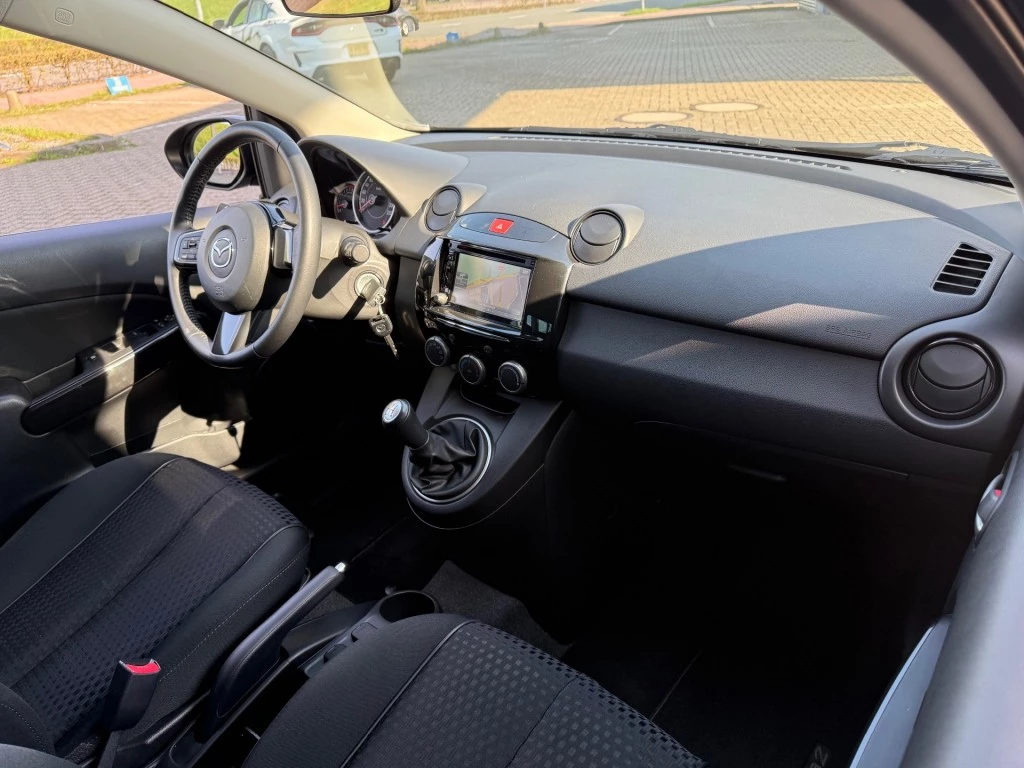 Hoofdafbeelding Mazda 2