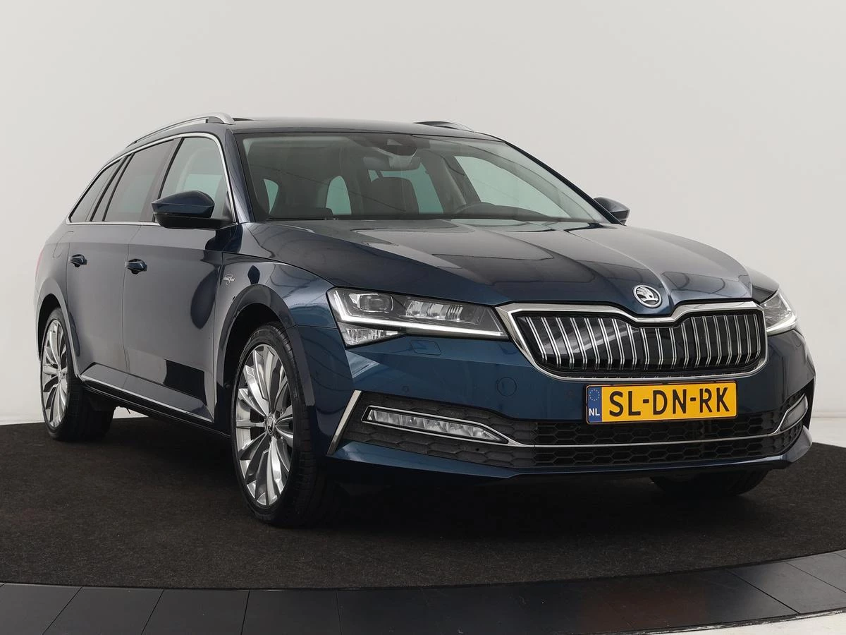 Hoofdafbeelding Škoda Superb
