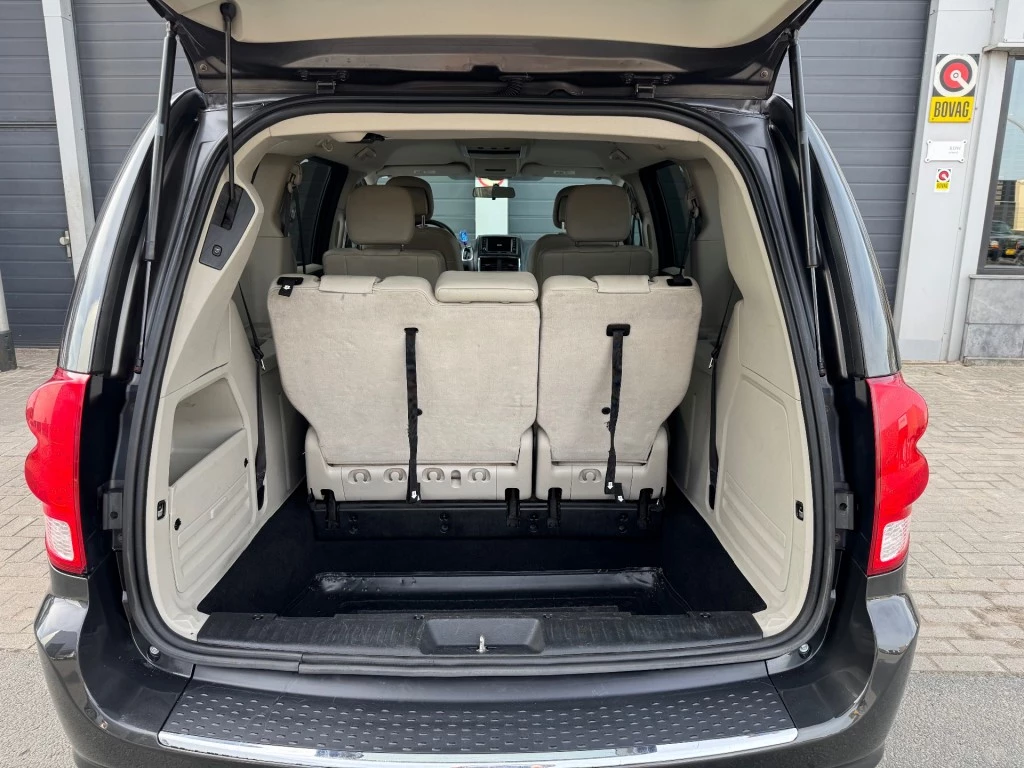 Hoofdafbeelding Chrysler Town Country