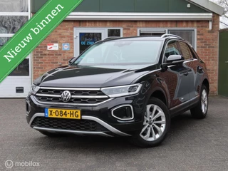 Volkswagen T-Roc 1.5 TSI Life Business|Virtueel Cockpit|Stoelverwarming|Parkeersensoren V/A|Adapt Cruise|Lane assist.