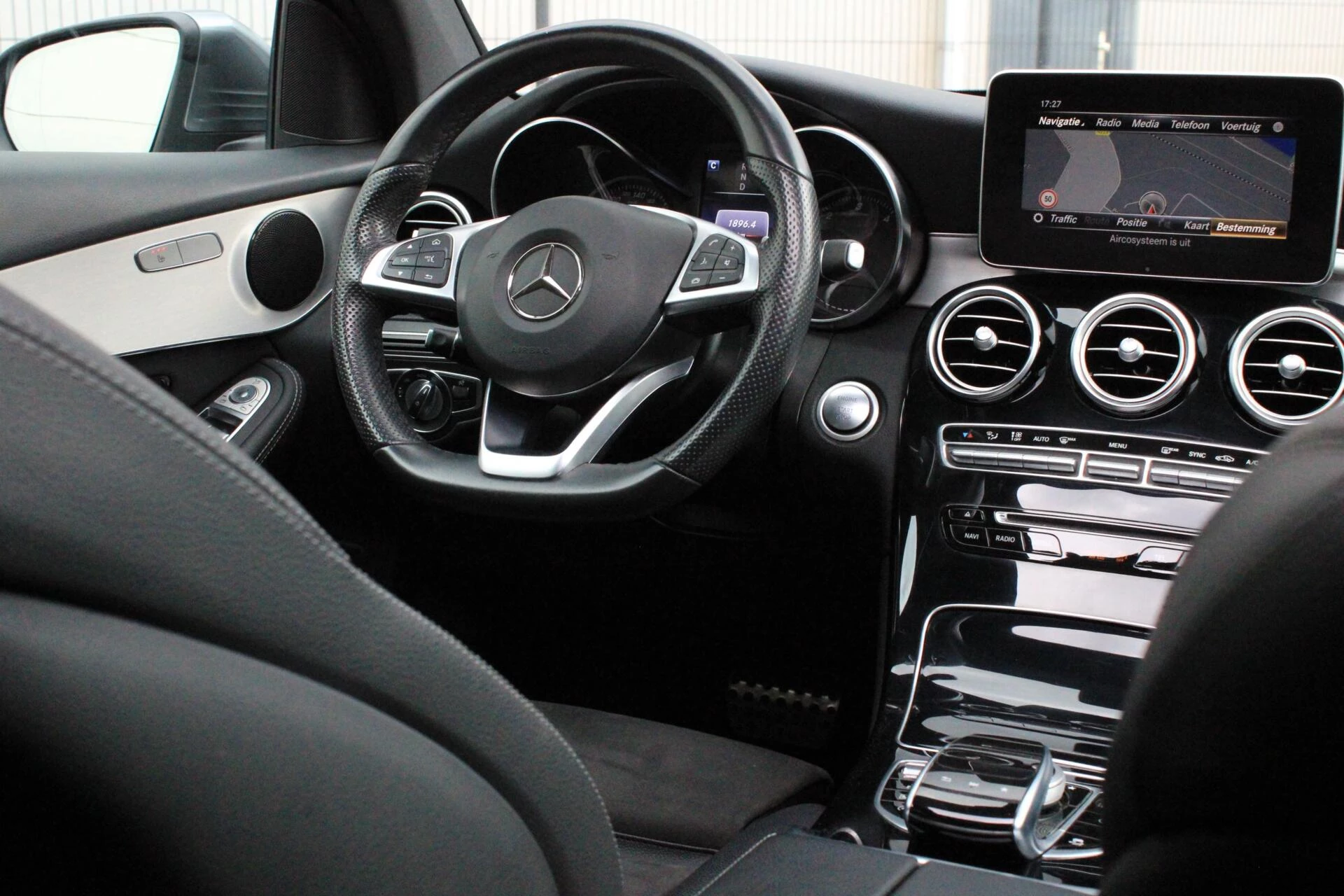 Hoofdafbeelding Mercedes-Benz GLC