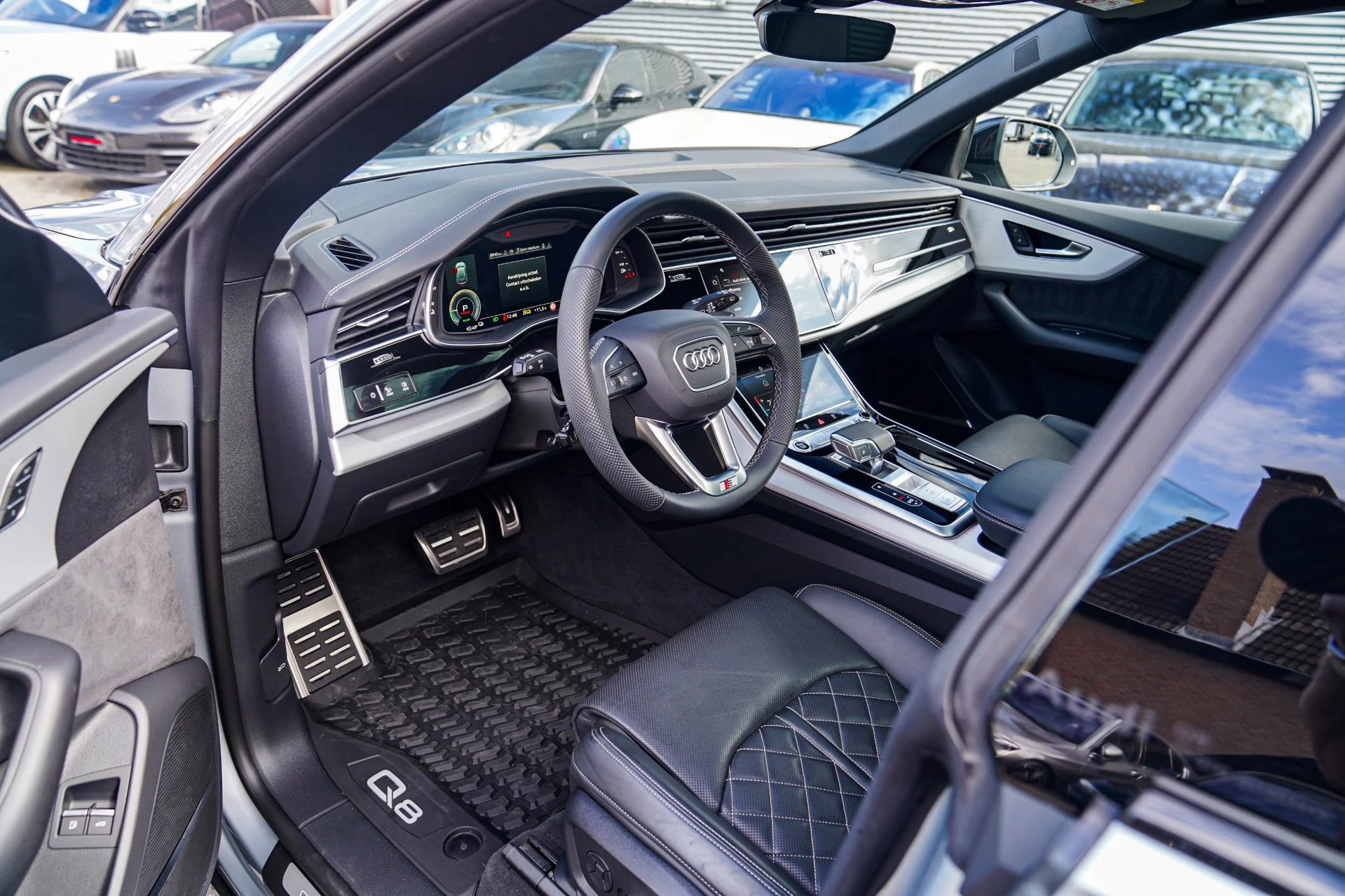 Hoofdafbeelding Audi Q8