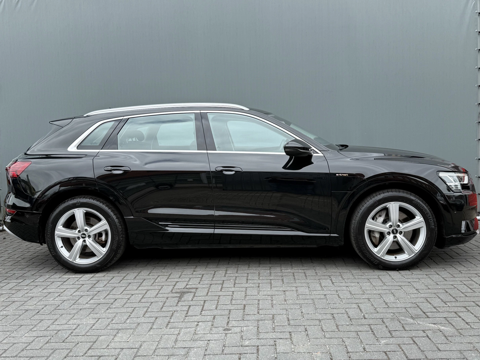 Hoofdafbeelding Audi e-tron