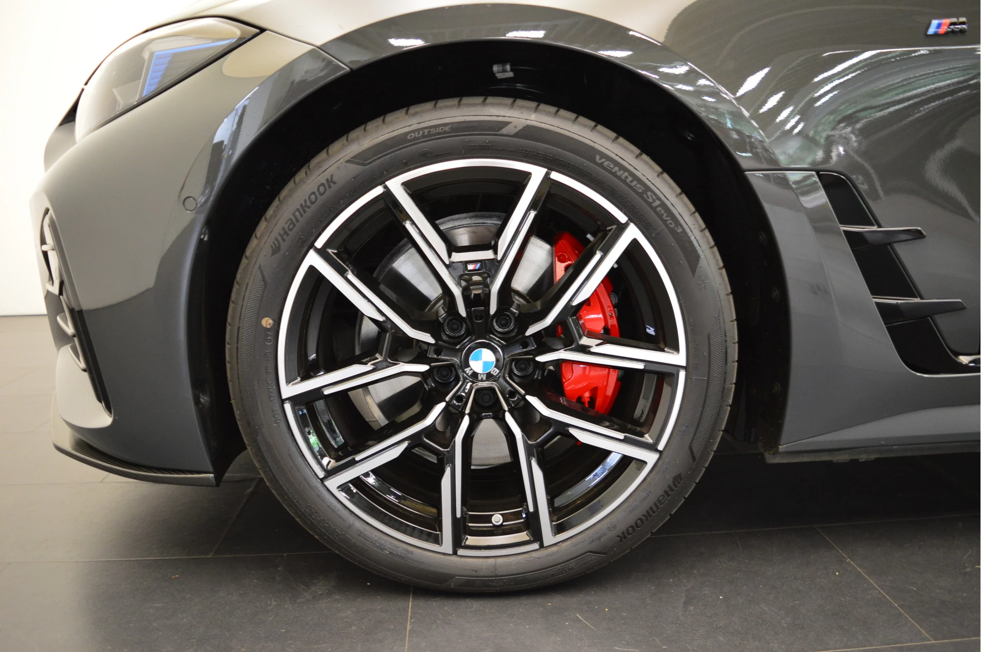 Hoofdafbeelding BMW i4