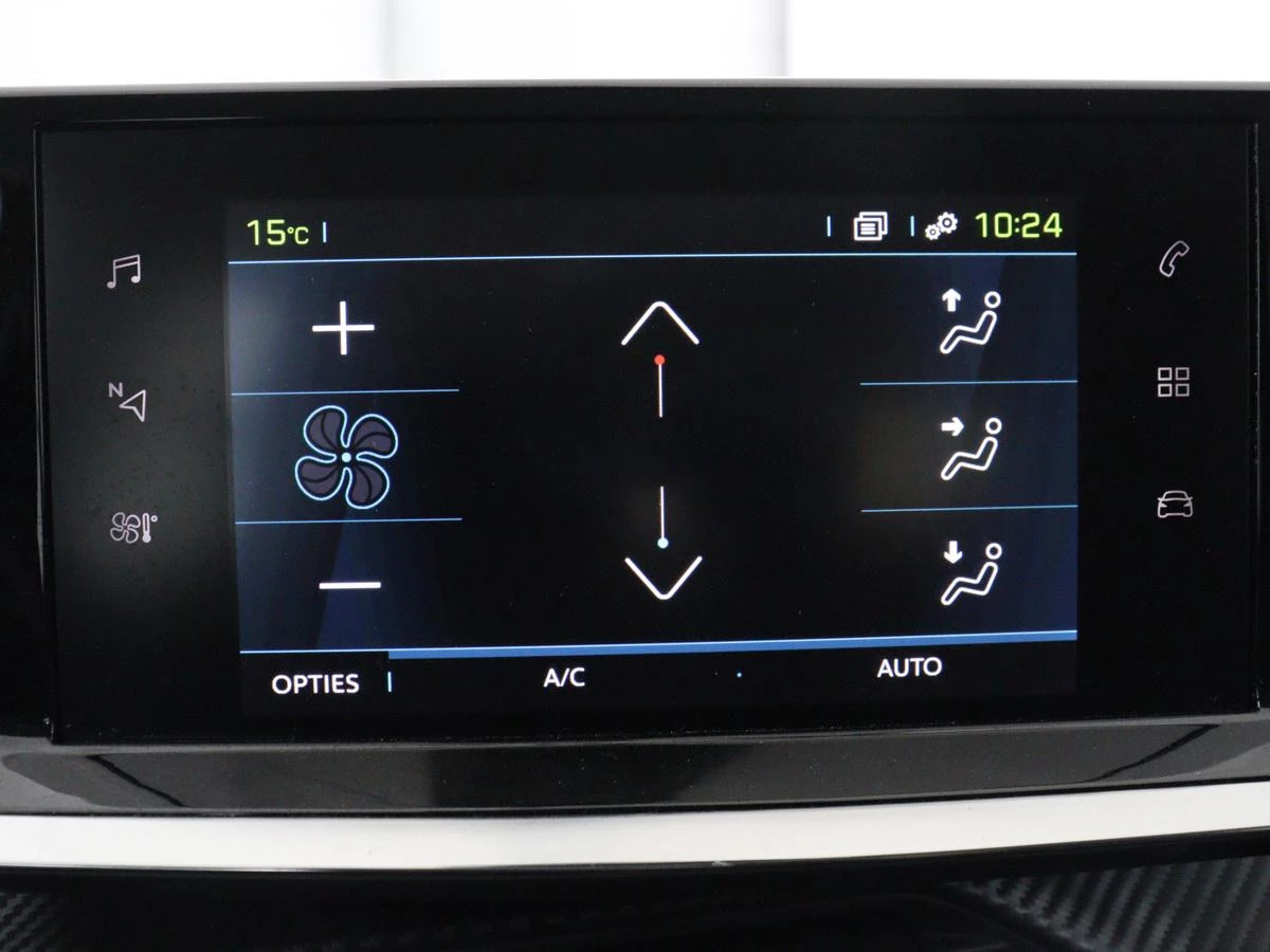 Hoofdafbeelding Peugeot e-208