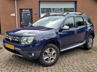 Hoofdafbeelding Dacia Duster Dacia Duster 1.2 TCe 4x2 Prestige NL-auto Airco Leer Navi Trekhaak