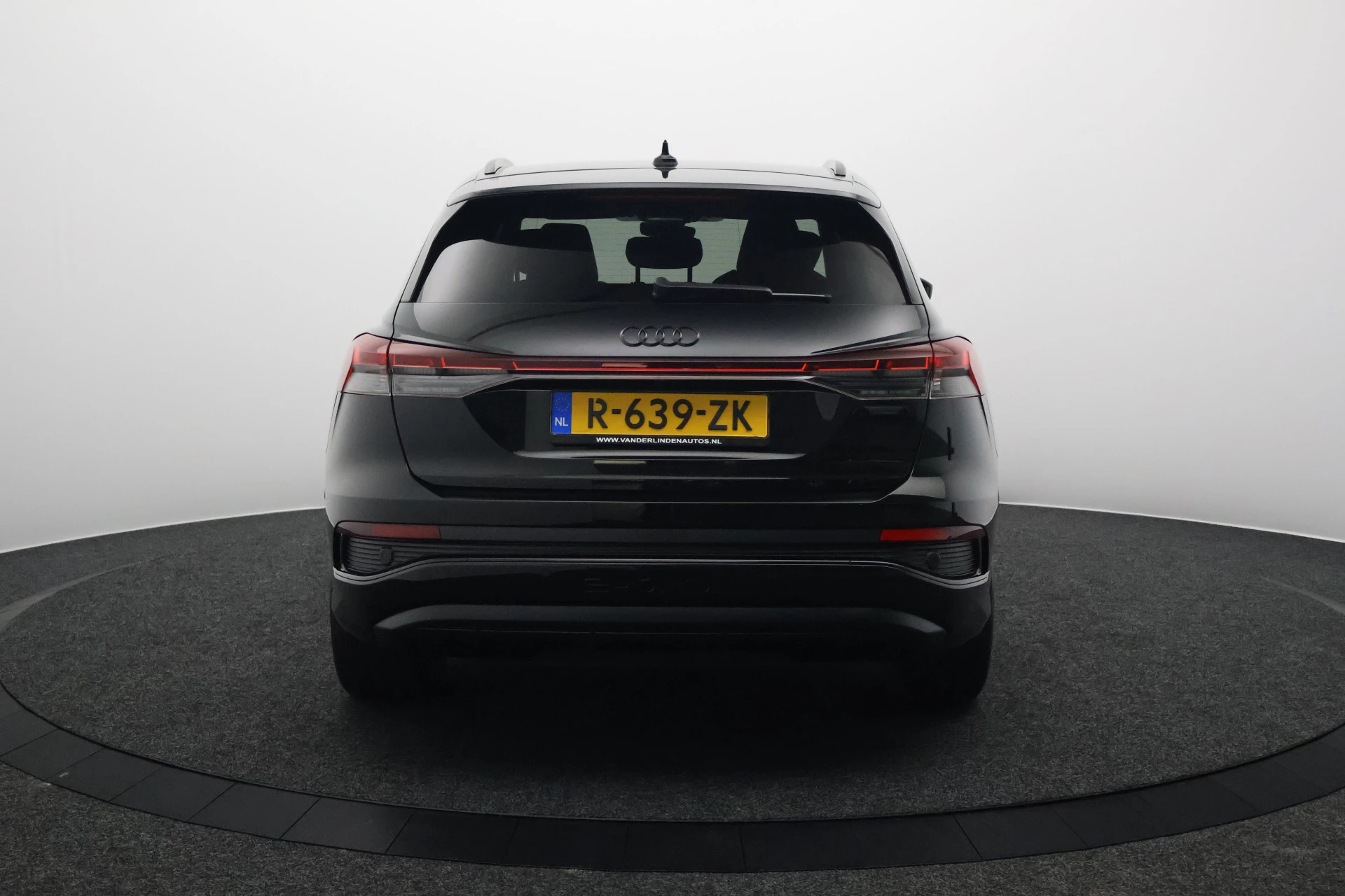 Hoofdafbeelding Audi Q4 e-tron